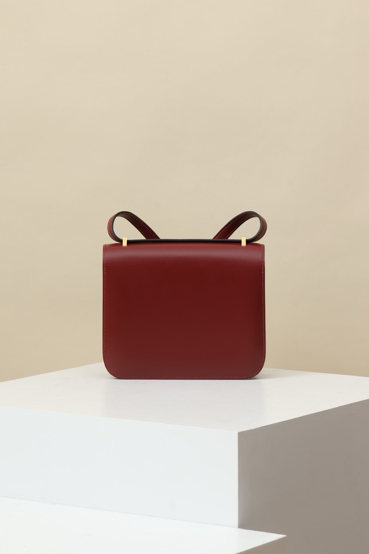 CJ19 19 cm ,  Red Box leather GHW #4290