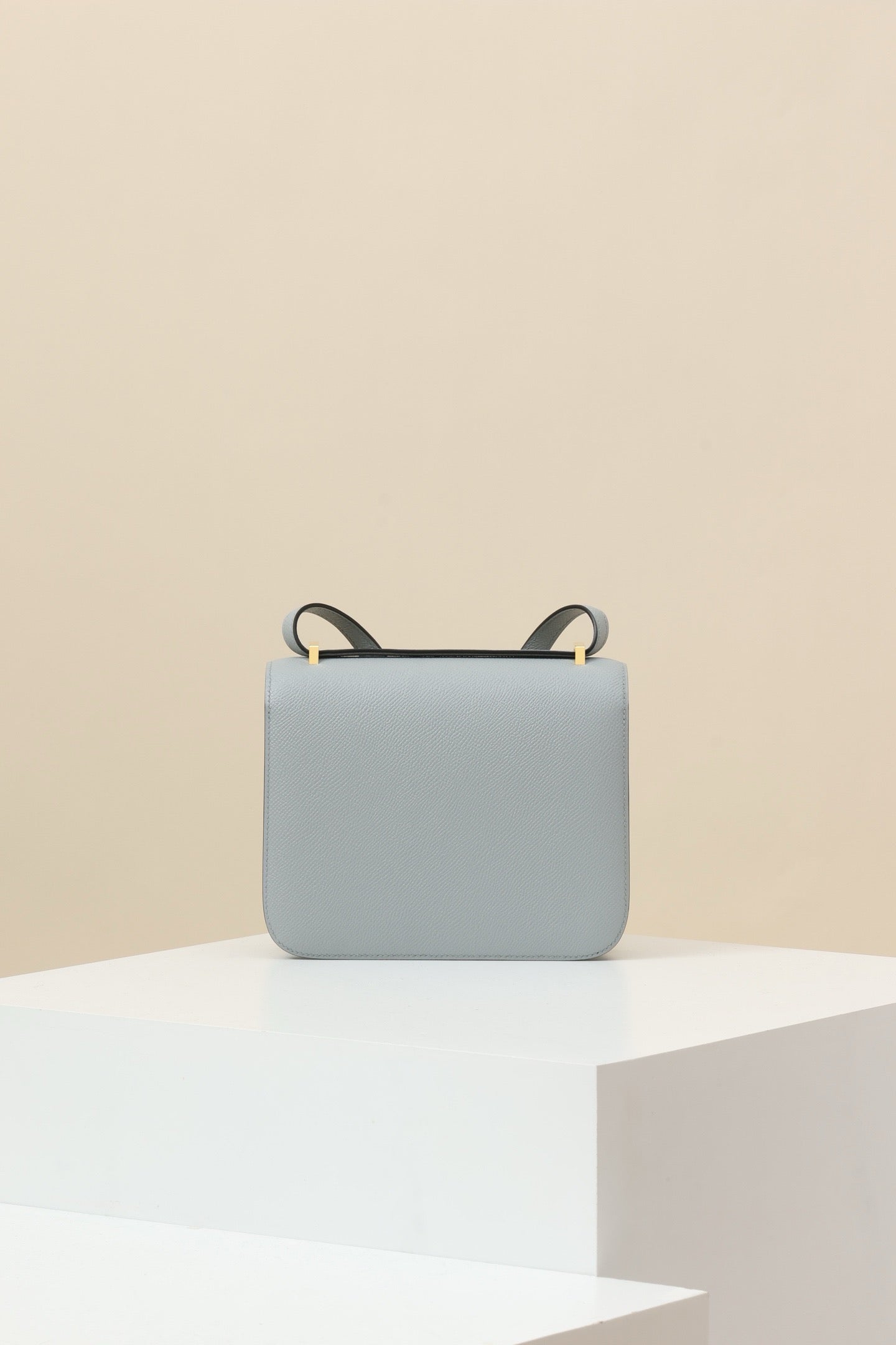 CJ19 19 cm ,  Glacier Blue Epsom leather GHW #4311