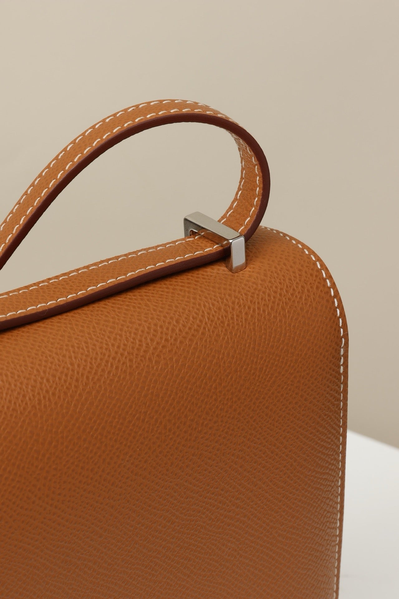 CJ19 19 cm ,  Gold Brown Epsom leather PHW #4297