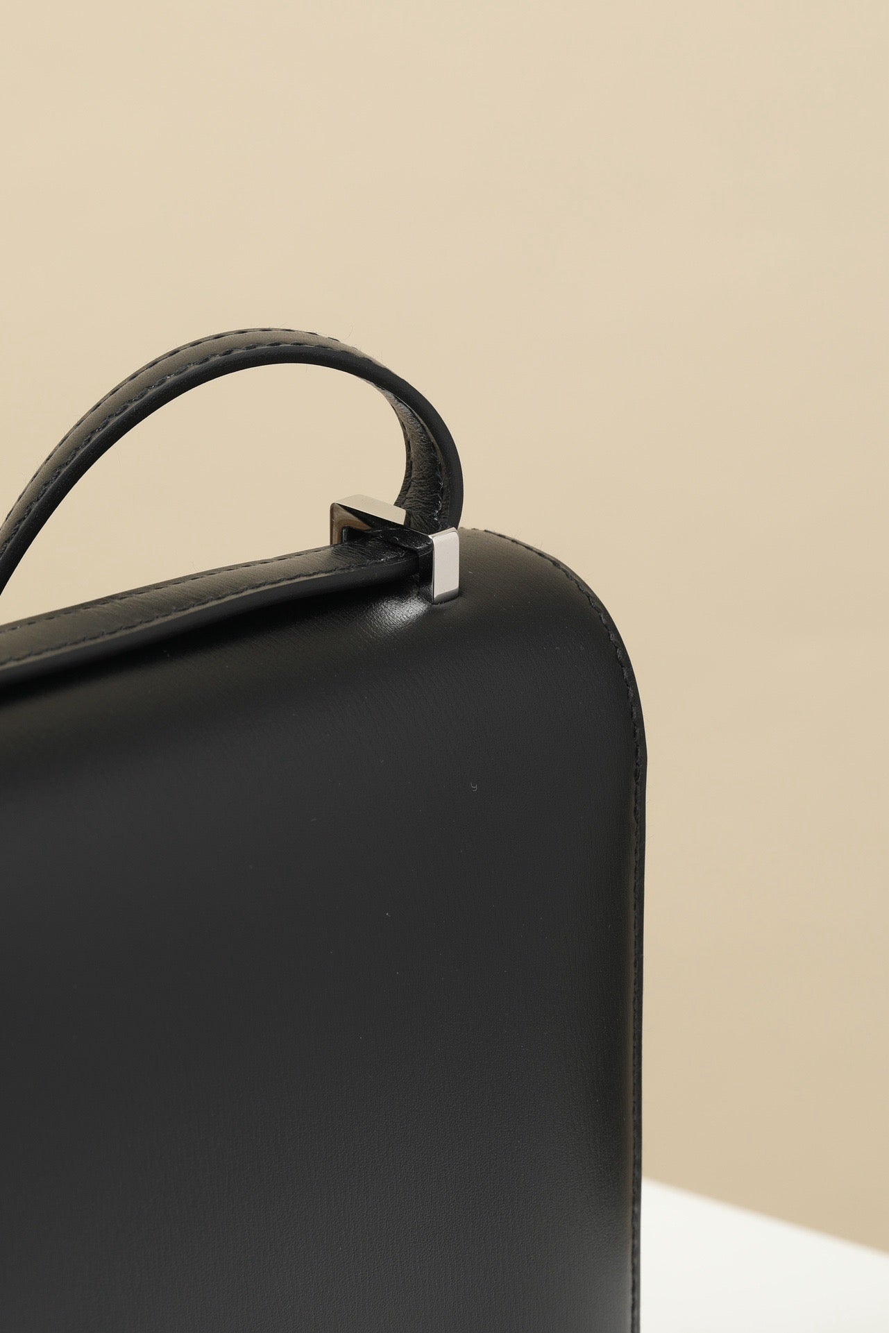 CJ19 19 cm , Box leather PHW #4288