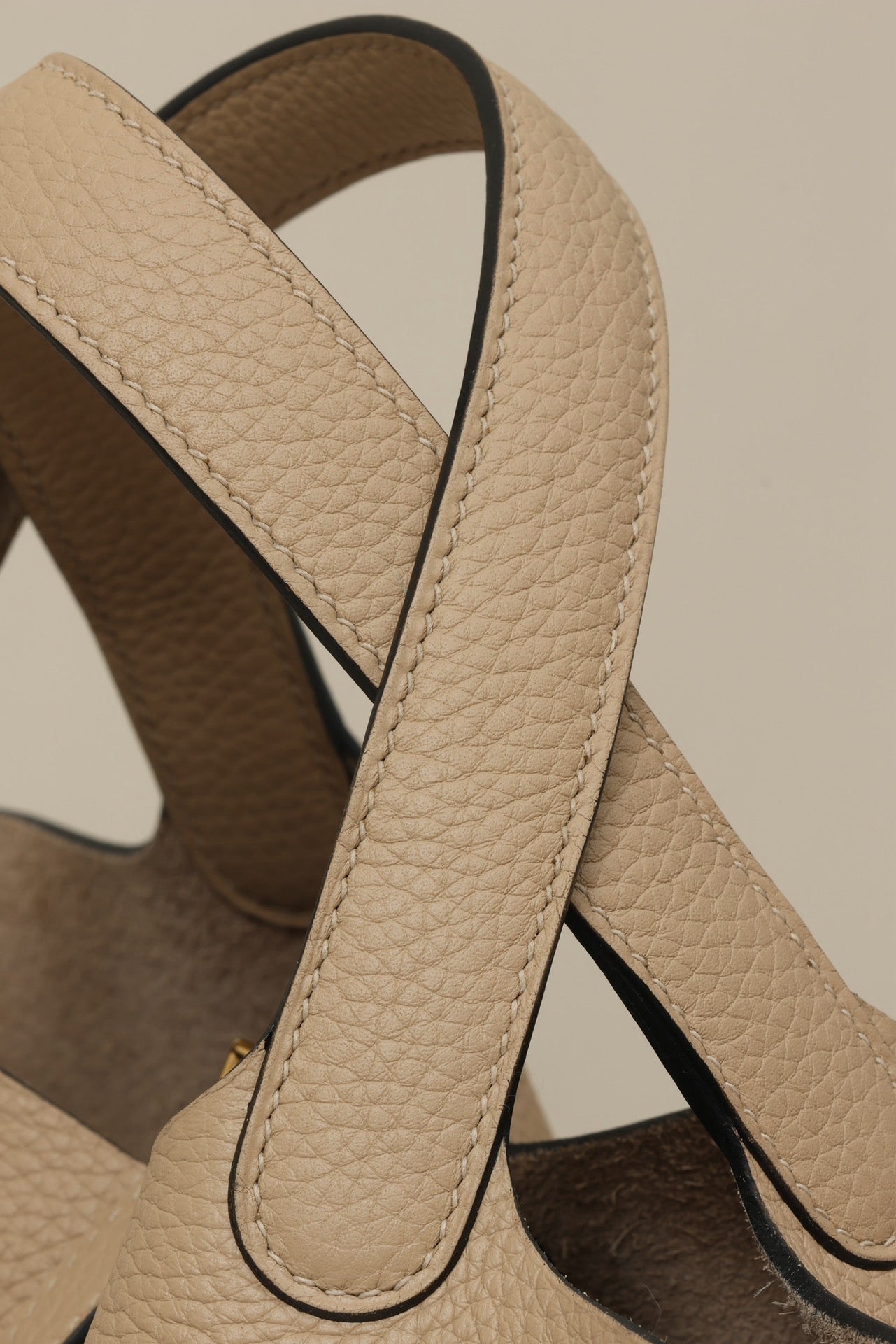 CL18 S2 Trench Gray GHW #4081