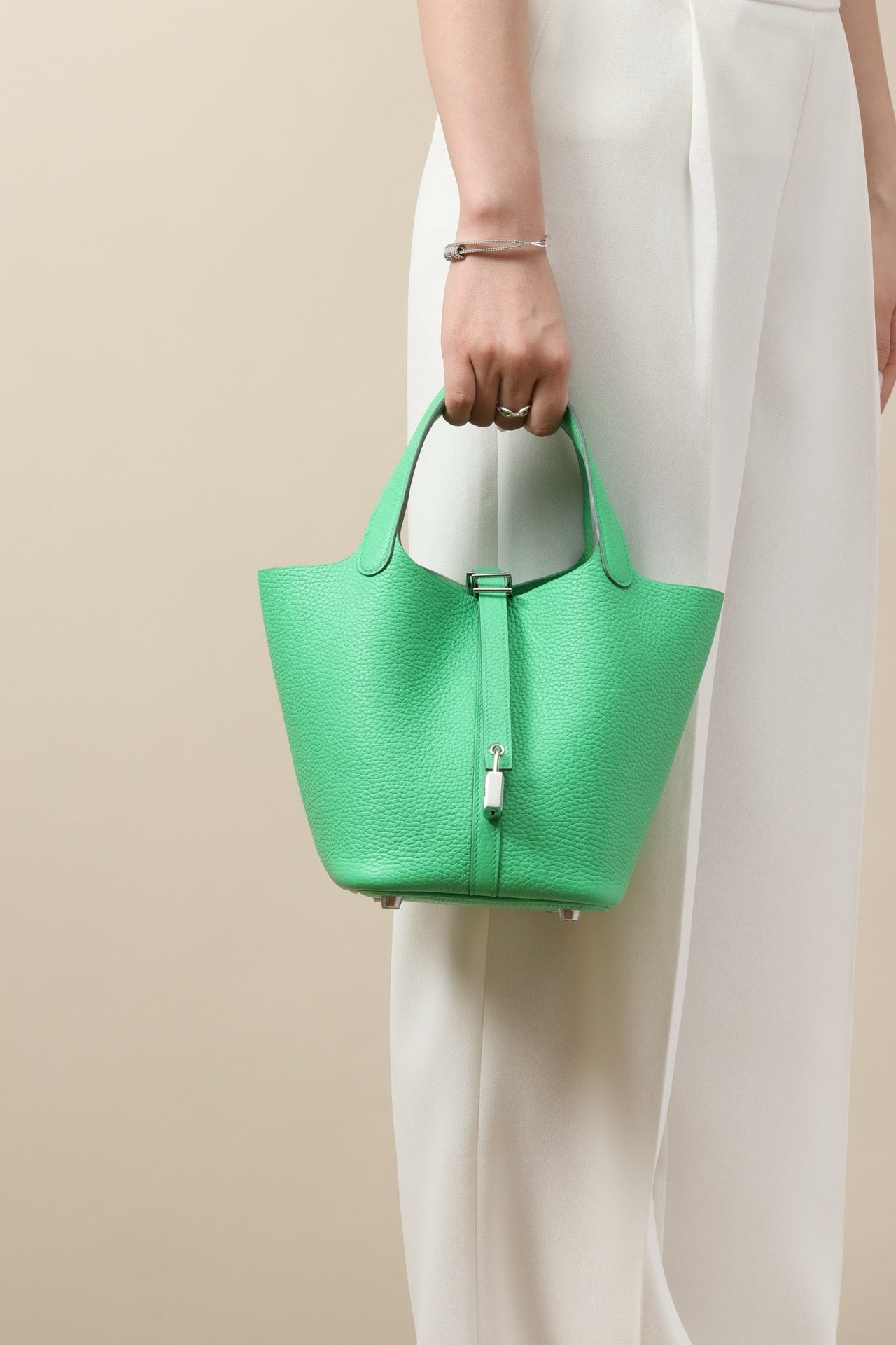 CL18 OZ Comic Green PHW #4061