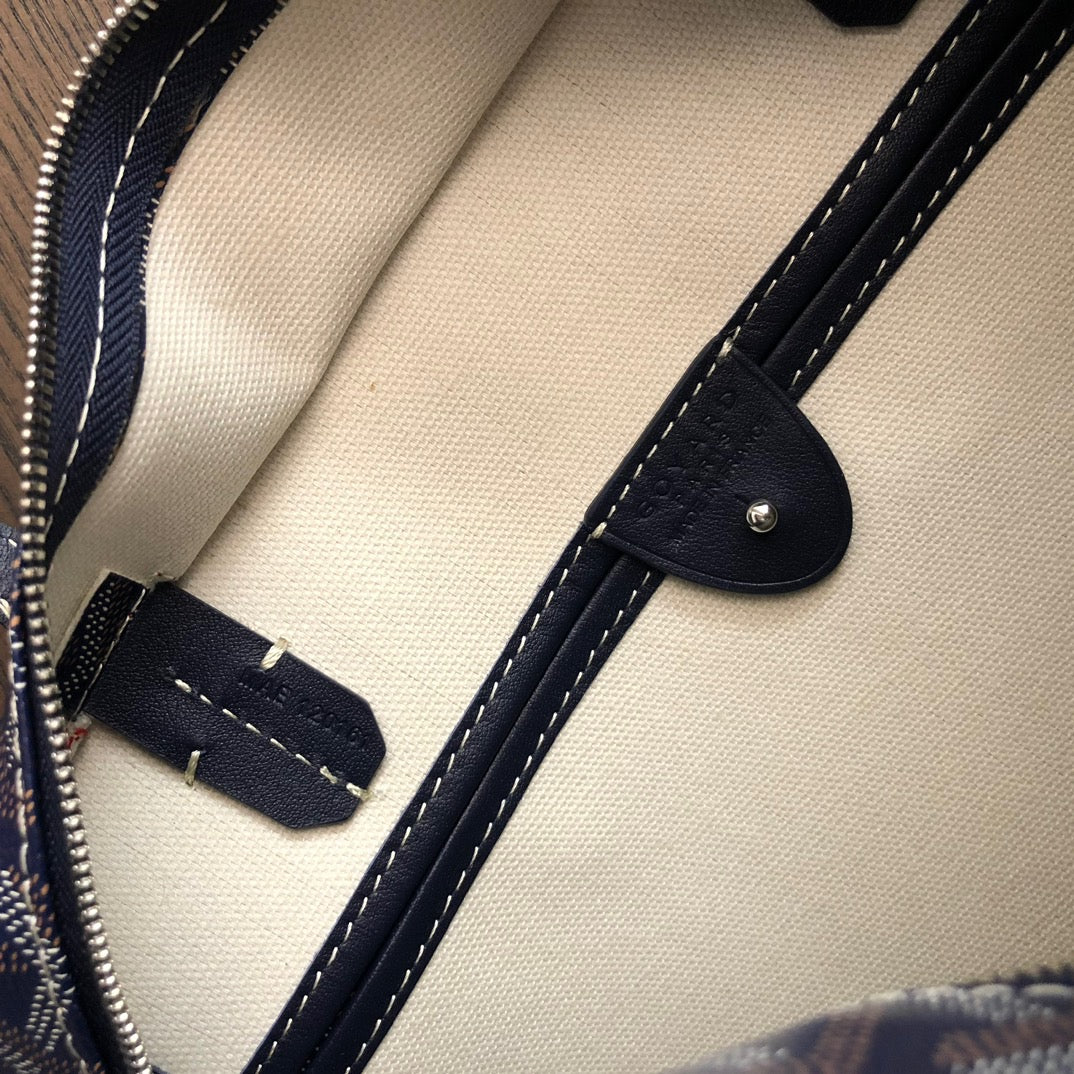 Artois PM Bag #680