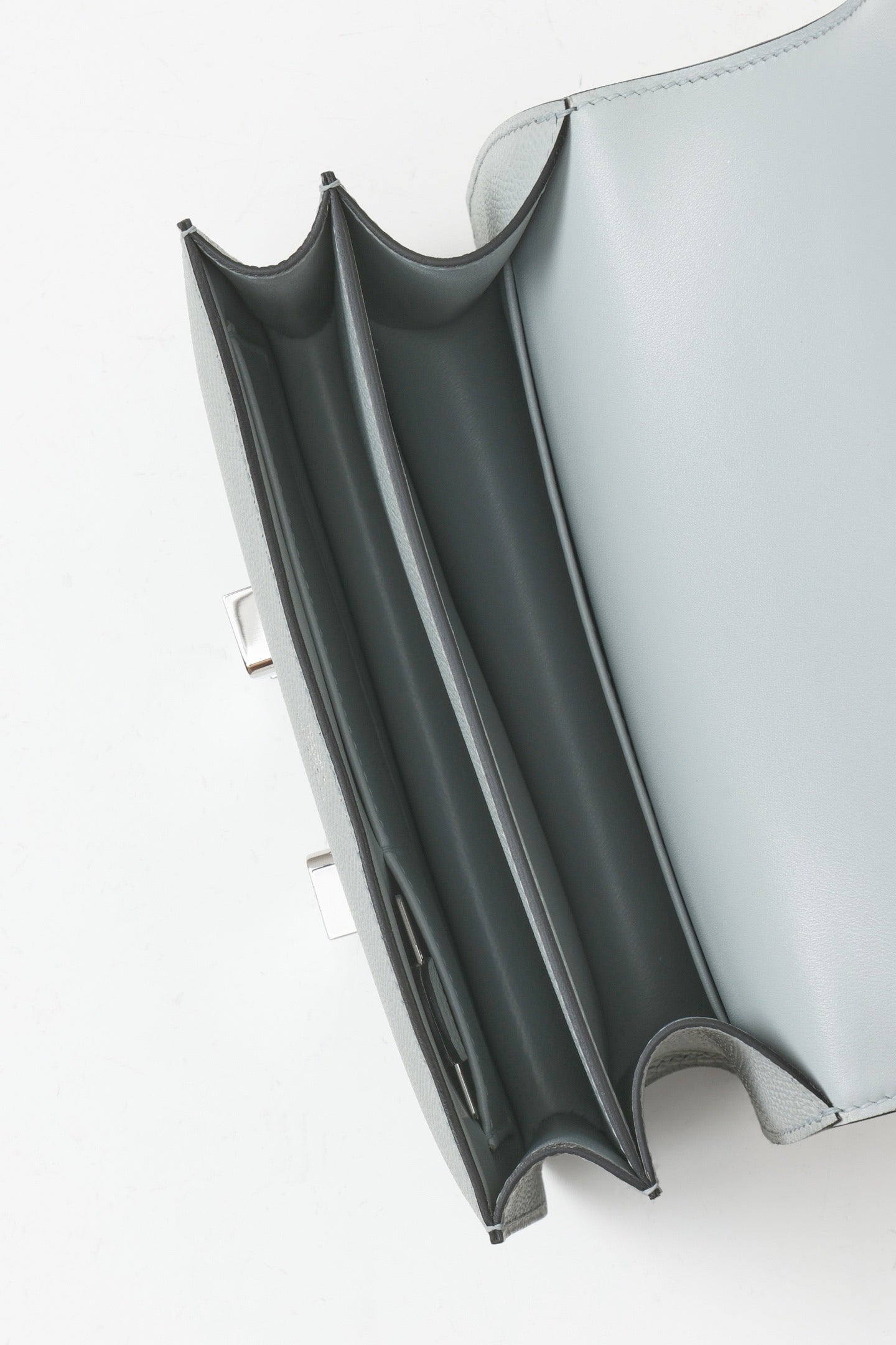 M CJ19 19 cm ,  Puppet Grey Epsom leather PHW #4314