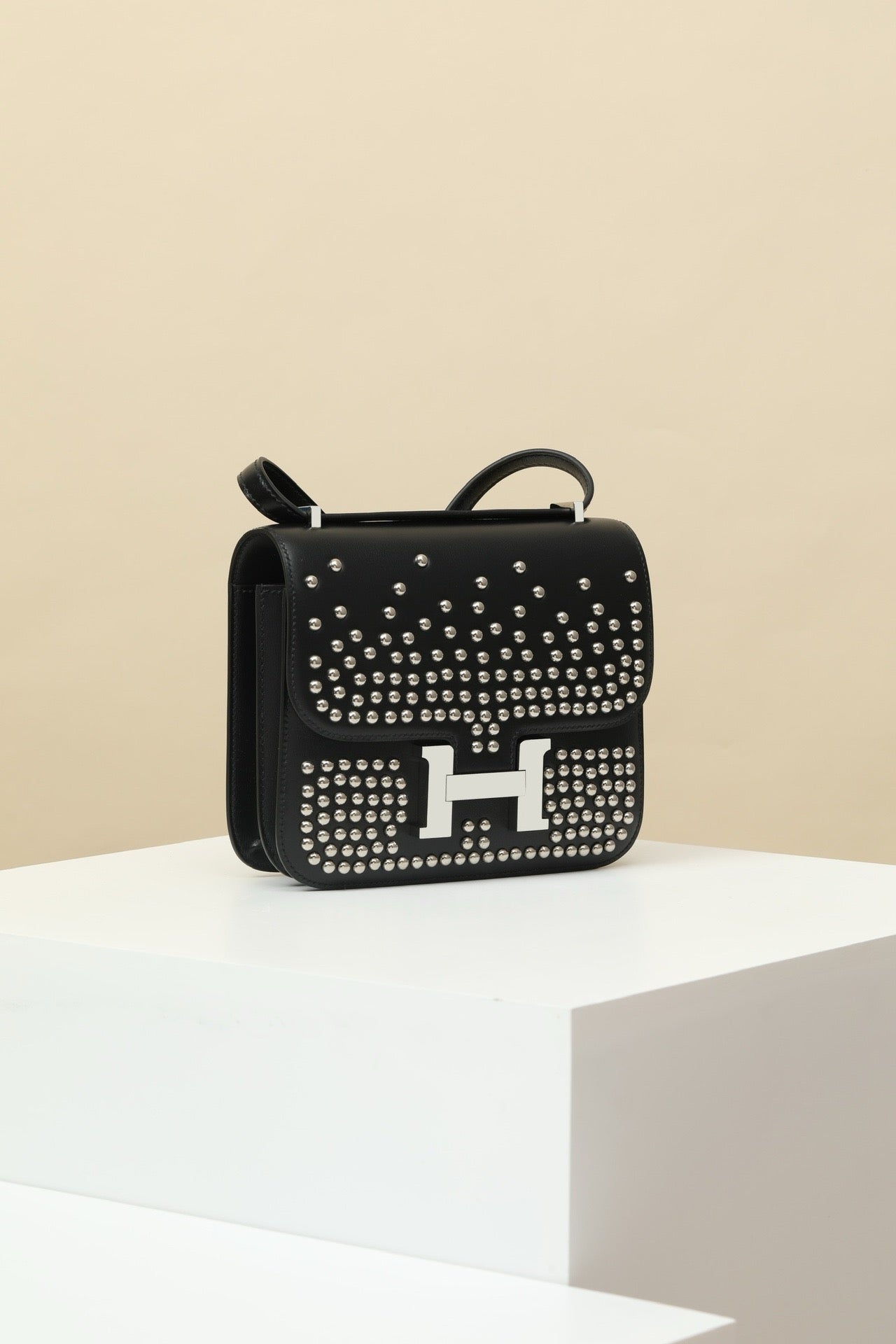 CJ19 19 cm , Box leather PHW #4288