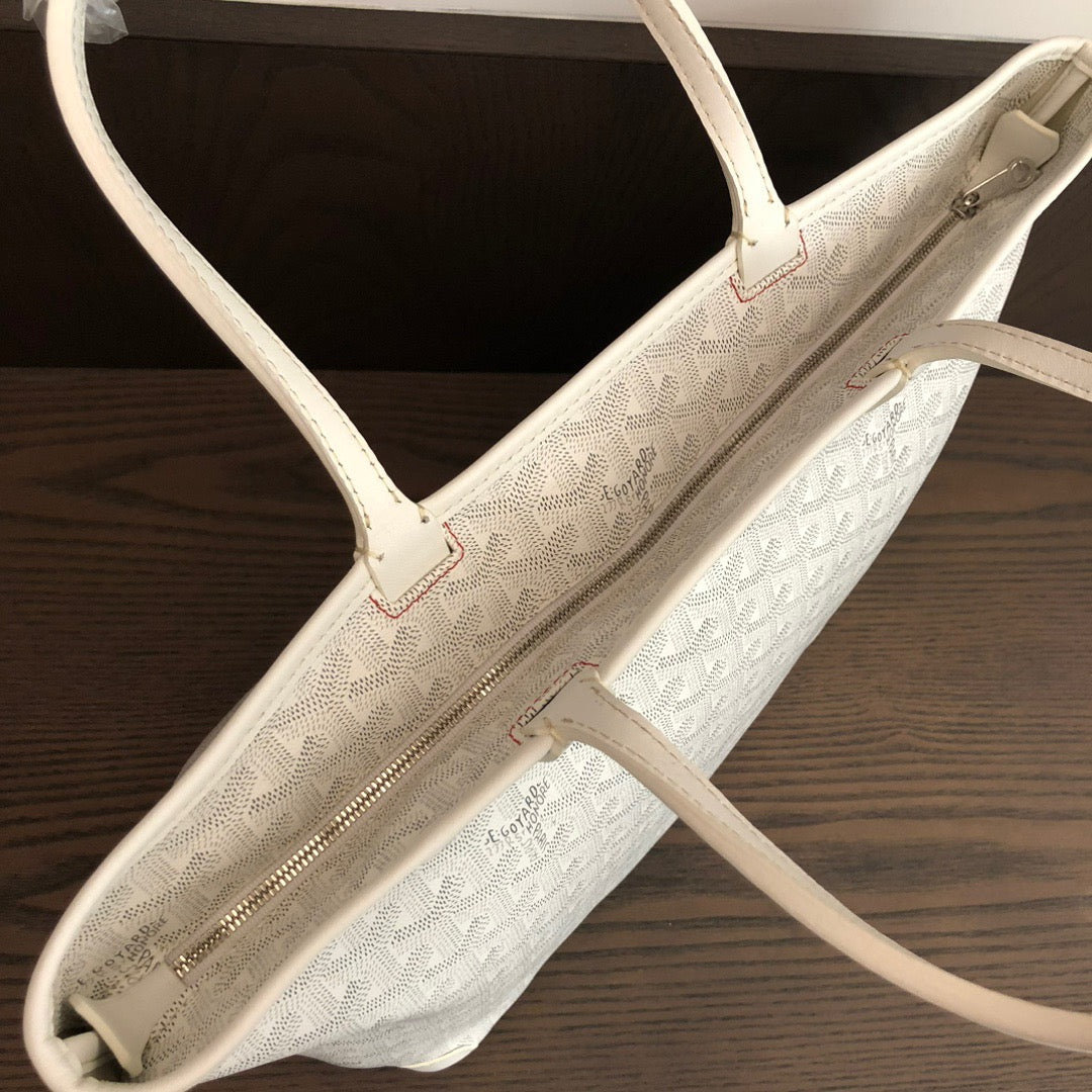 Artois PM Bag #692