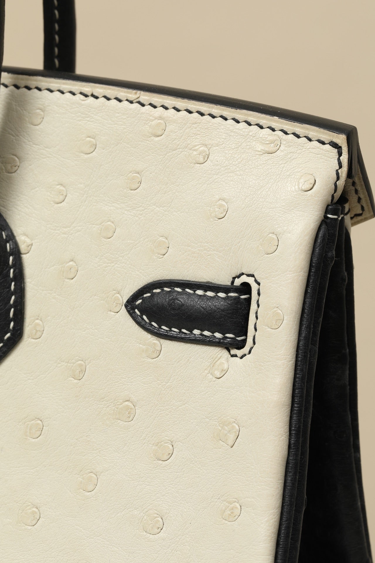 BK25 Wool White # 3892