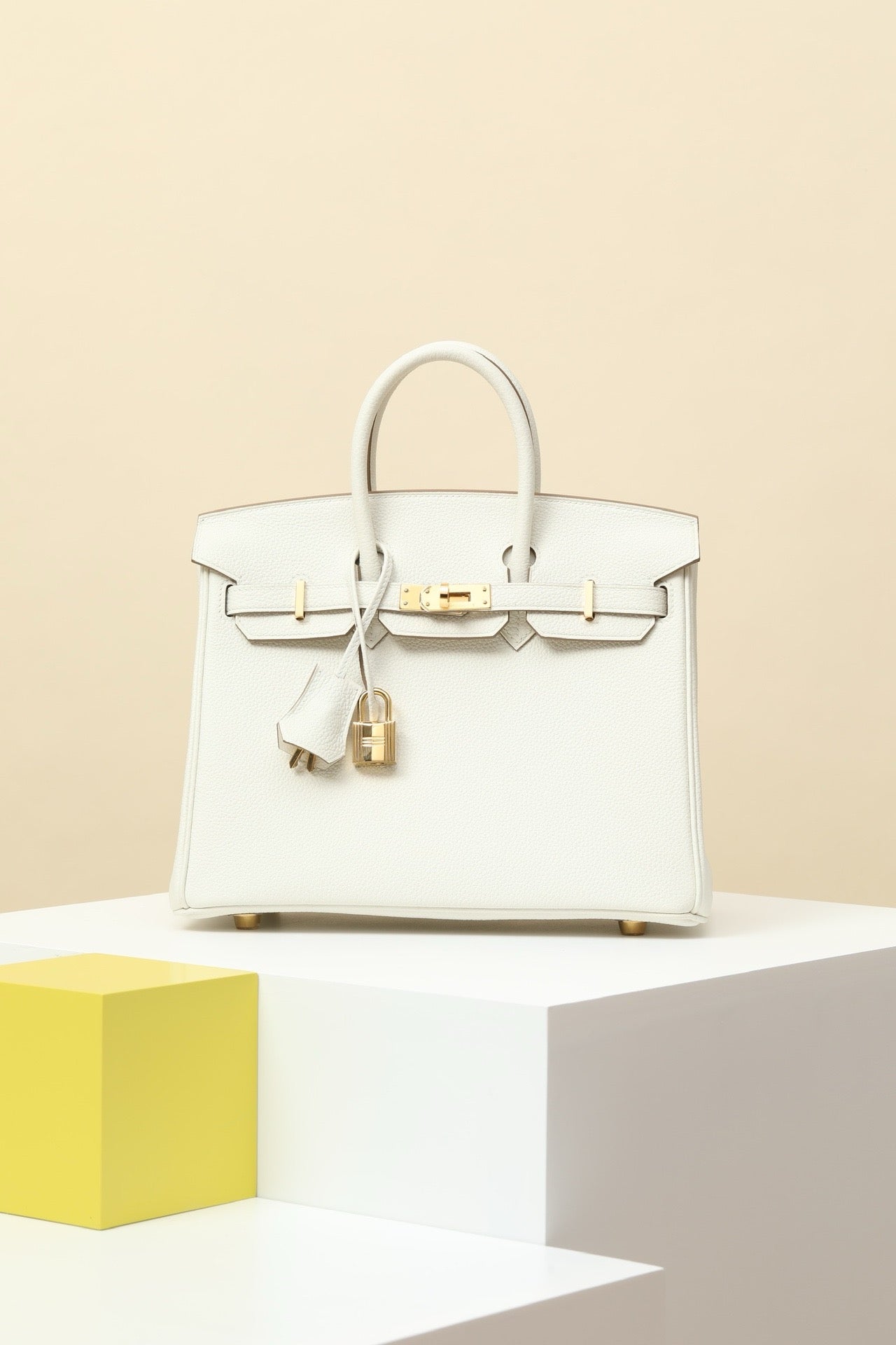 BK25 Mushroom White # 3883