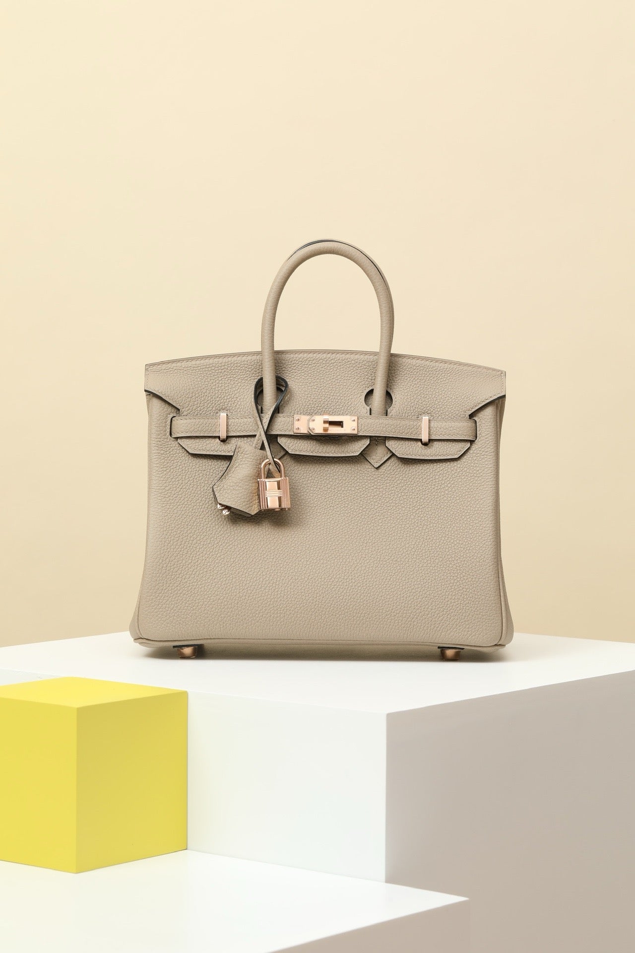 BK25 Dove Gray # 3873