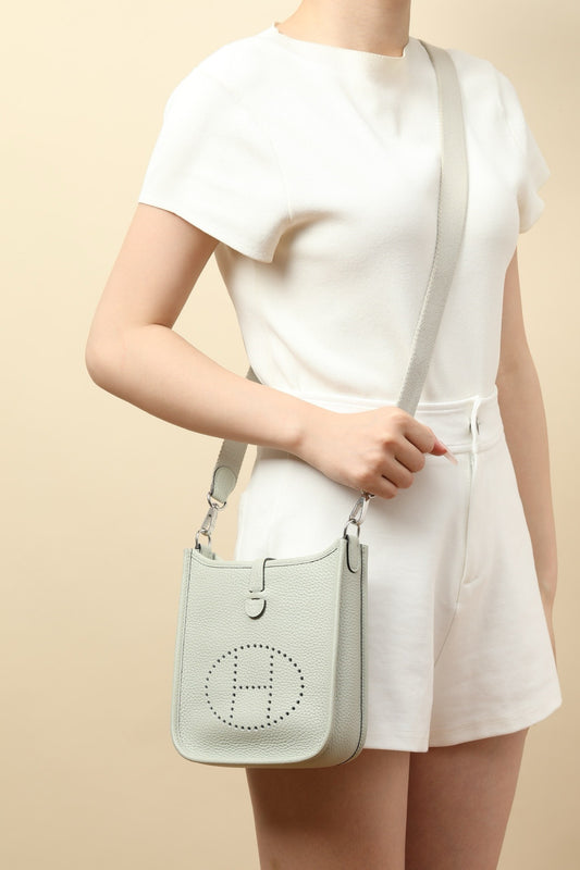 YF16  OW Crystal Grey Clemence bull leather crossbody bag  ,PHW#4431