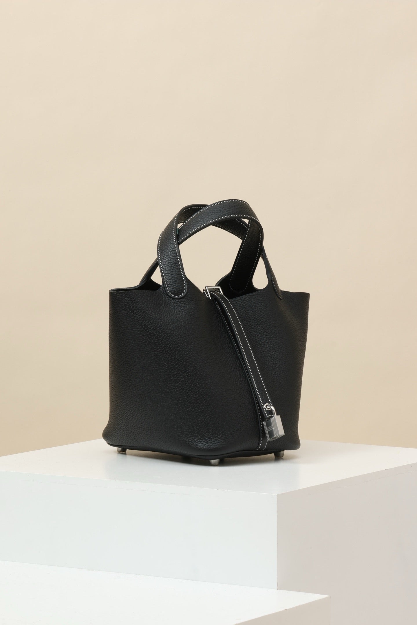 CL18 CK89 Black PHW #4108