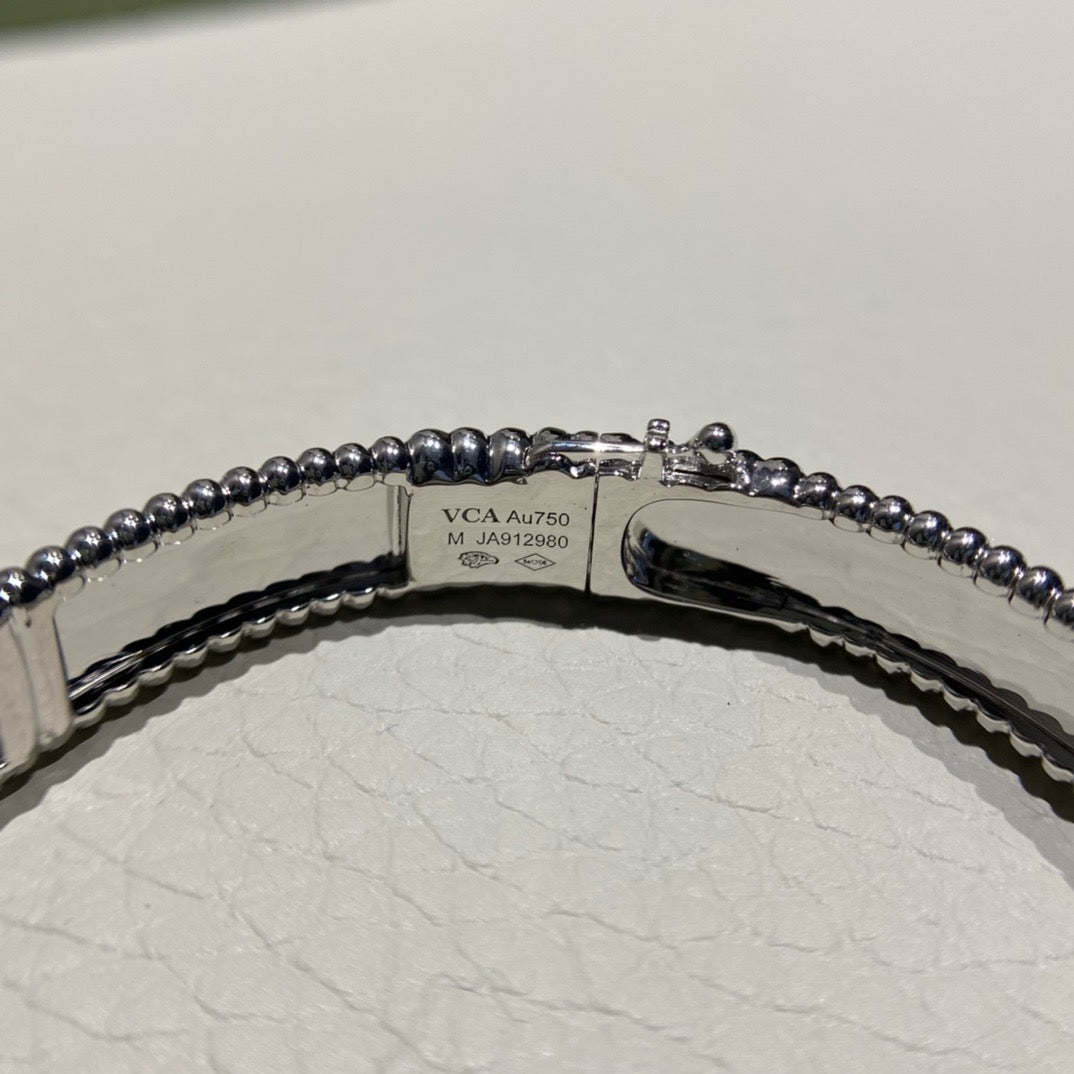 اسوارة فان كليف ذهب عيار 18, الماس vvs1