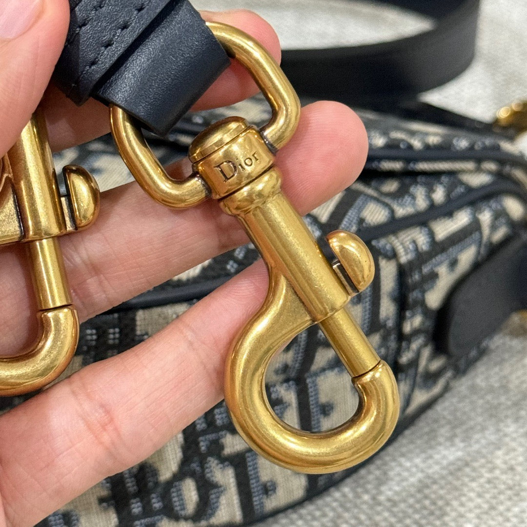 CD Saddle Bag with Strap #901