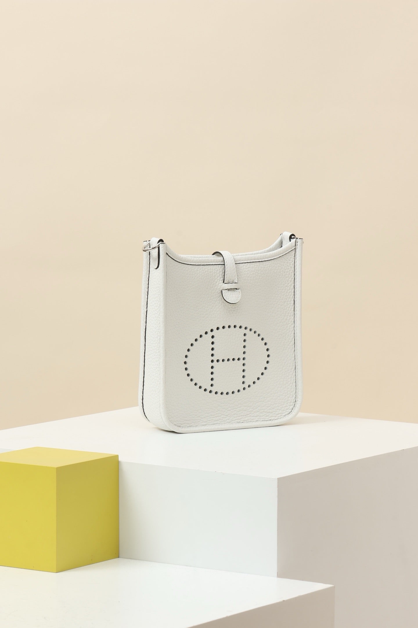 YF16 OU New White ,Clemence bull leather crossbody bag  , PHW #4409