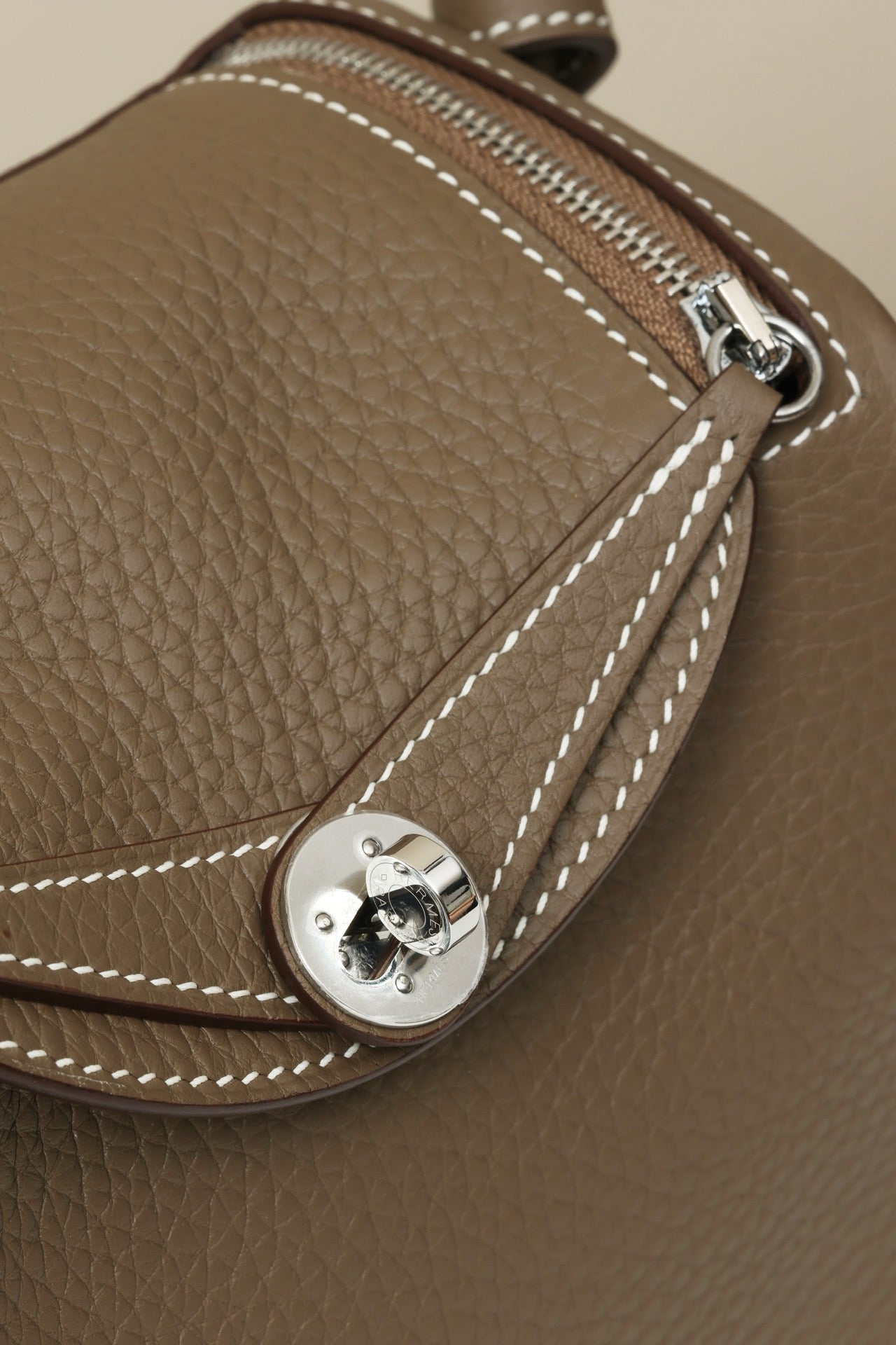 LD19 , Togo , CK18 Etoupe PHW #4594