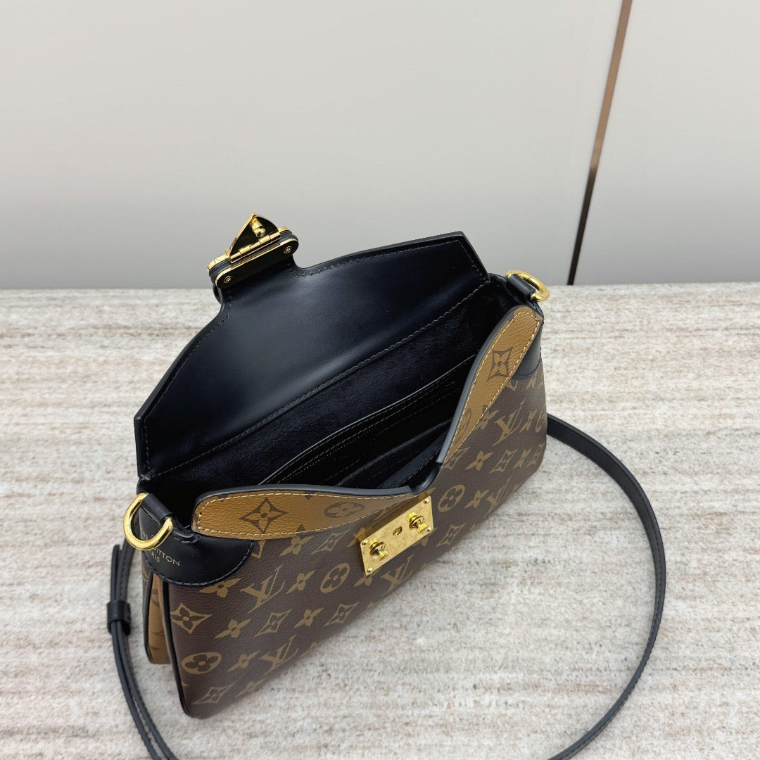 Bag #1242