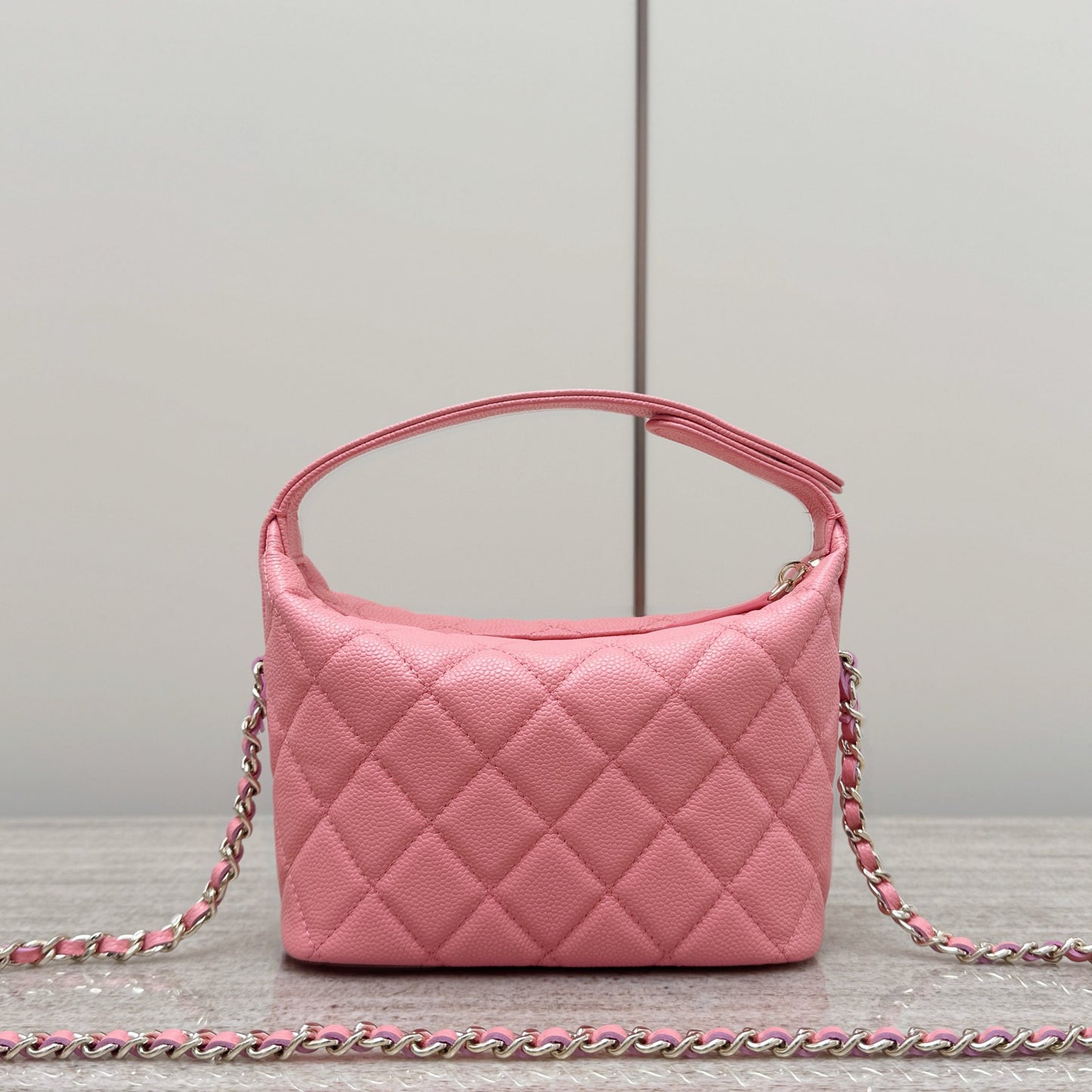 25c Bag #856