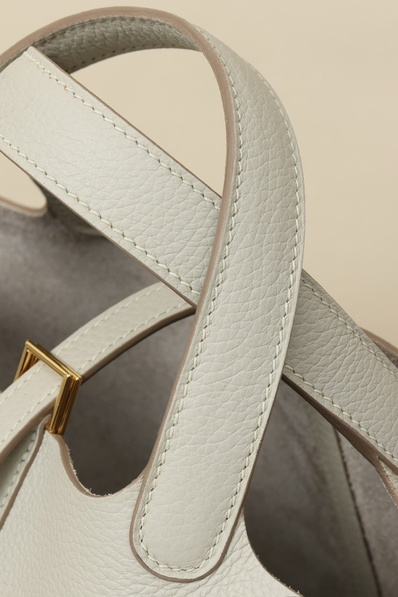 CL18 8L Glacier White GHW #4102