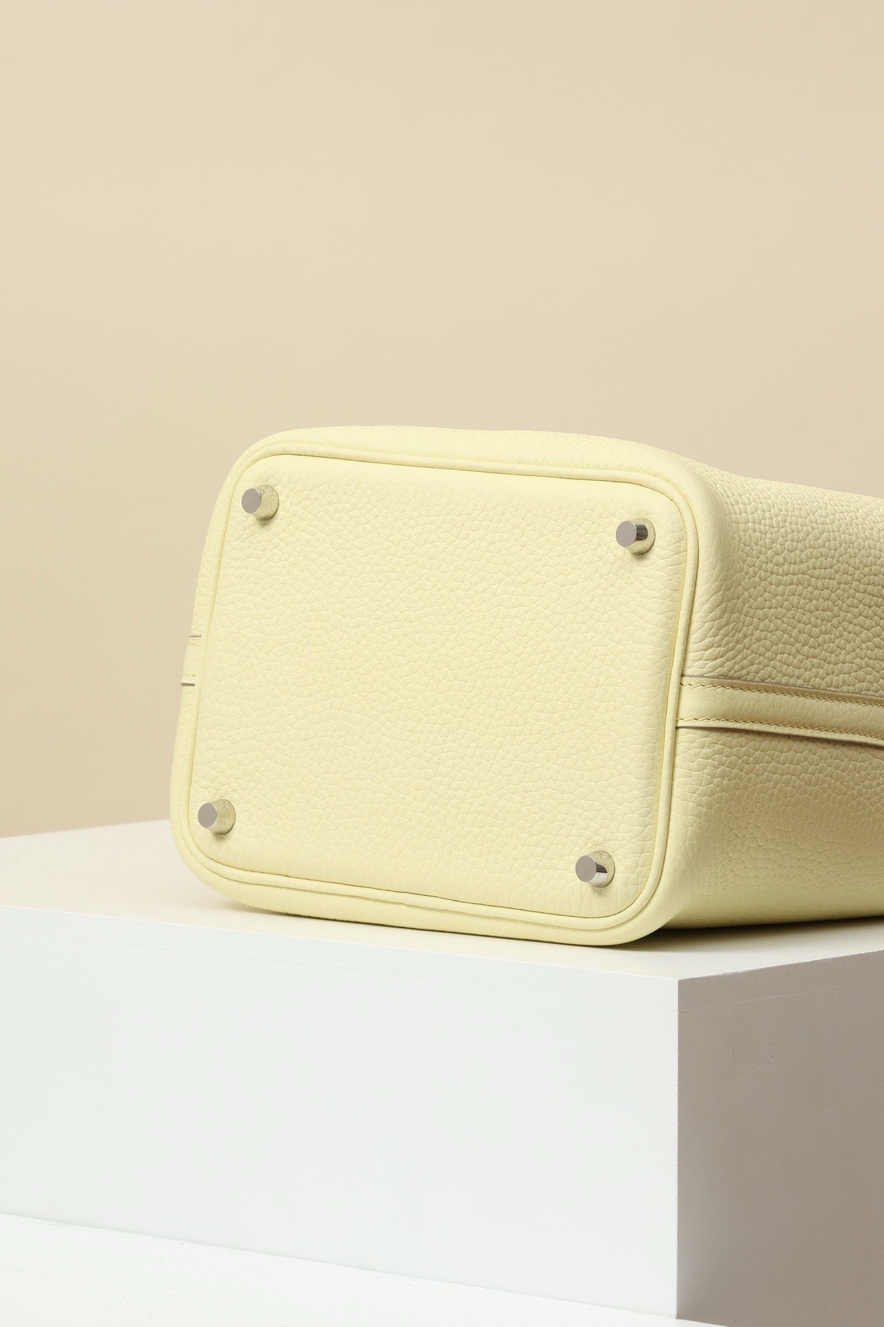 CL18 I8 Milton Yellow PHW #4099