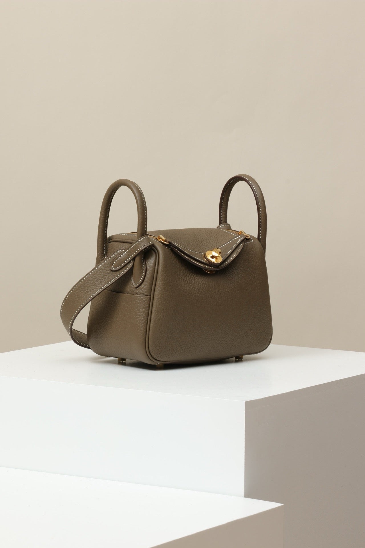 LD19 , Togo , CK18 Etoupe GHW #4595