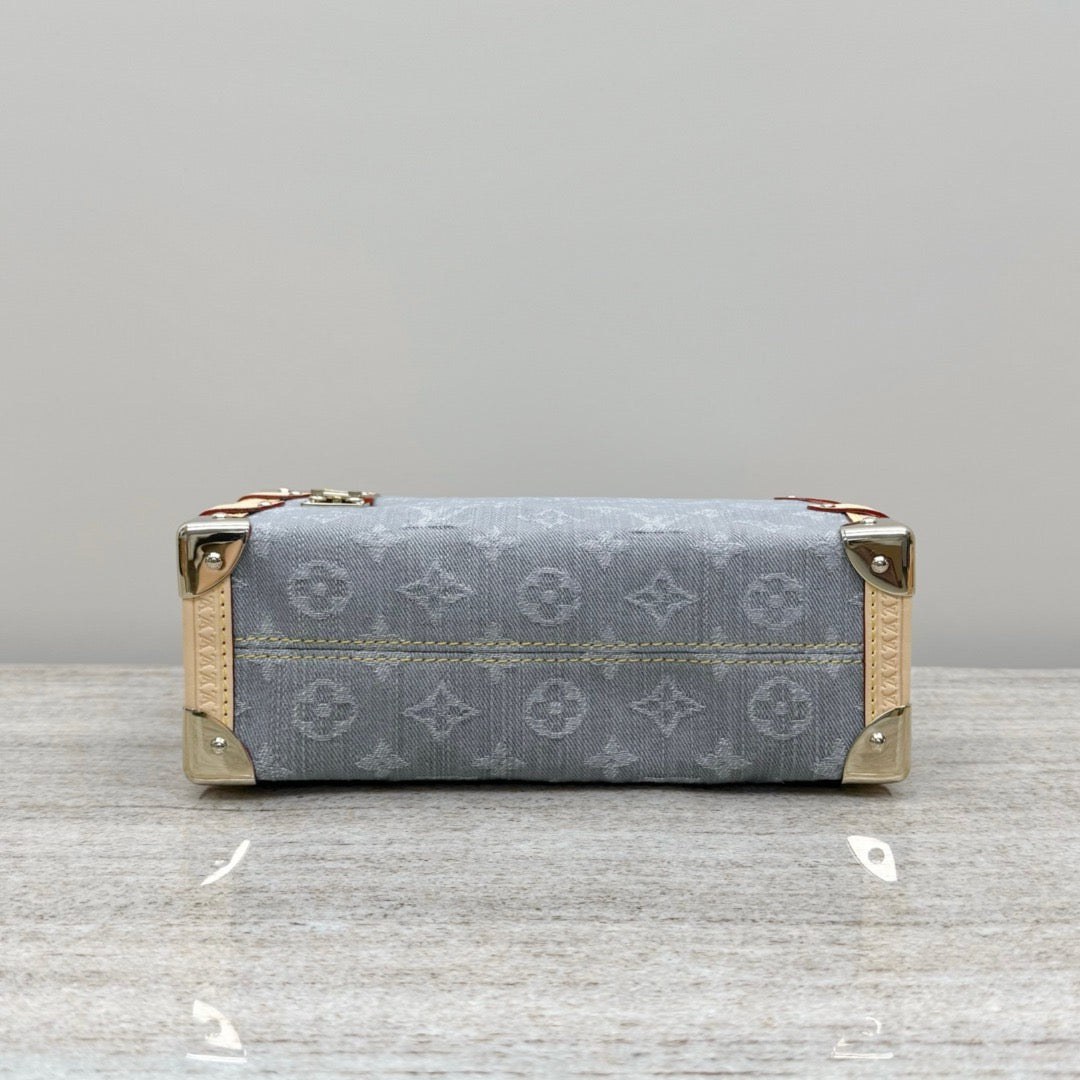 Side Trunk #2725