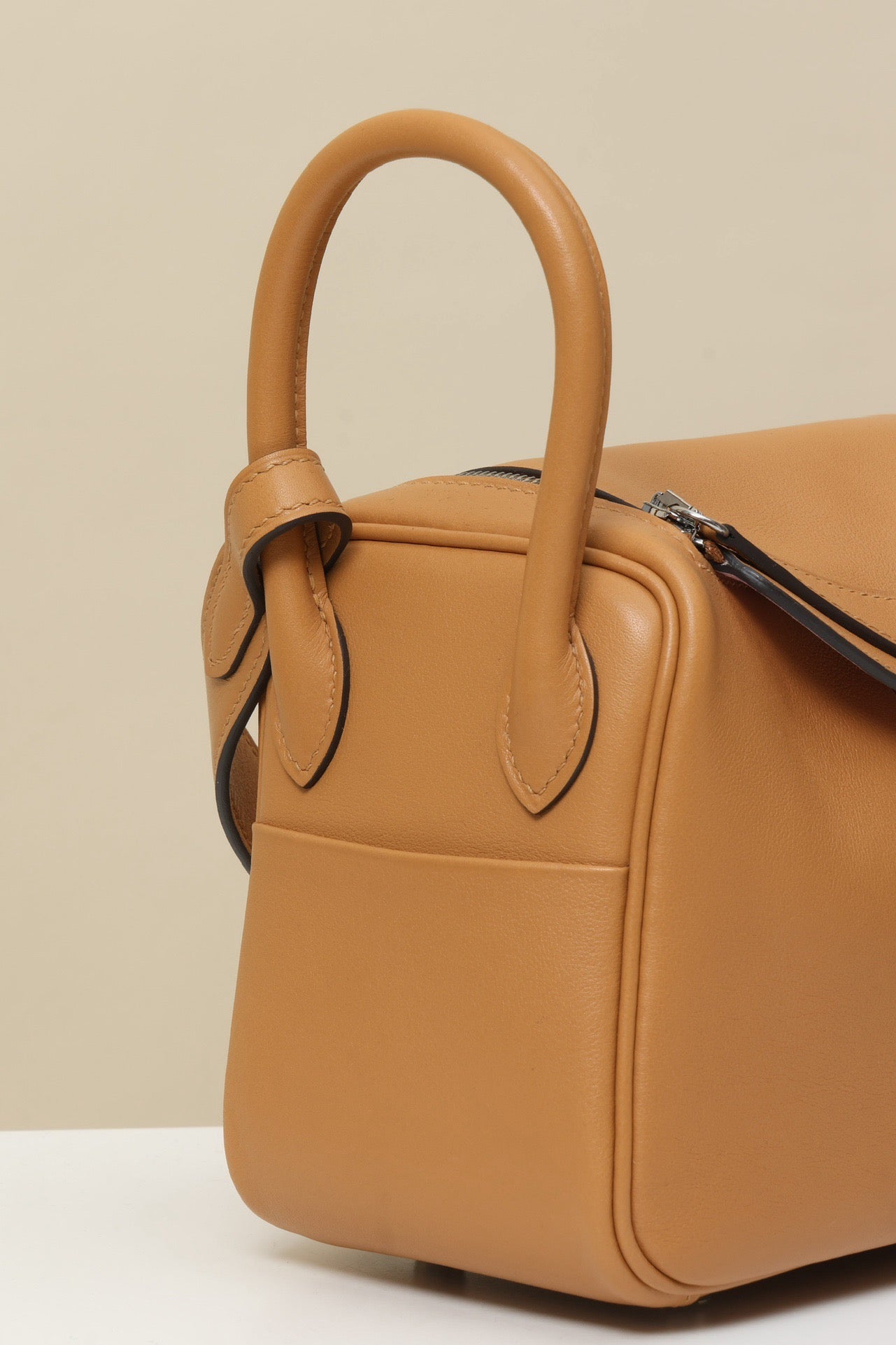 LD19 , Swift  , OM Biscuit / X9 Mauve Sylvestre PHW #4624