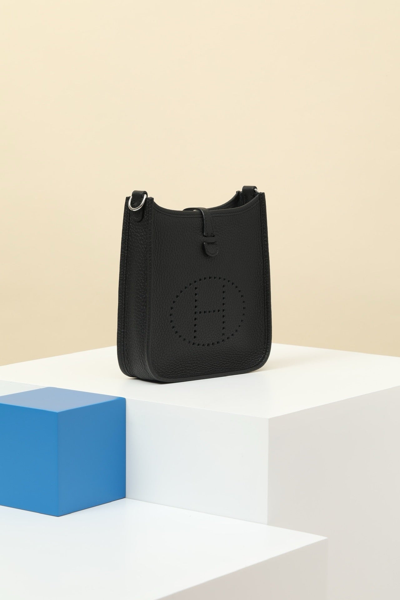 YF16 CK89 BlackClemence bull leather crossbody bag  ,PHW#4444