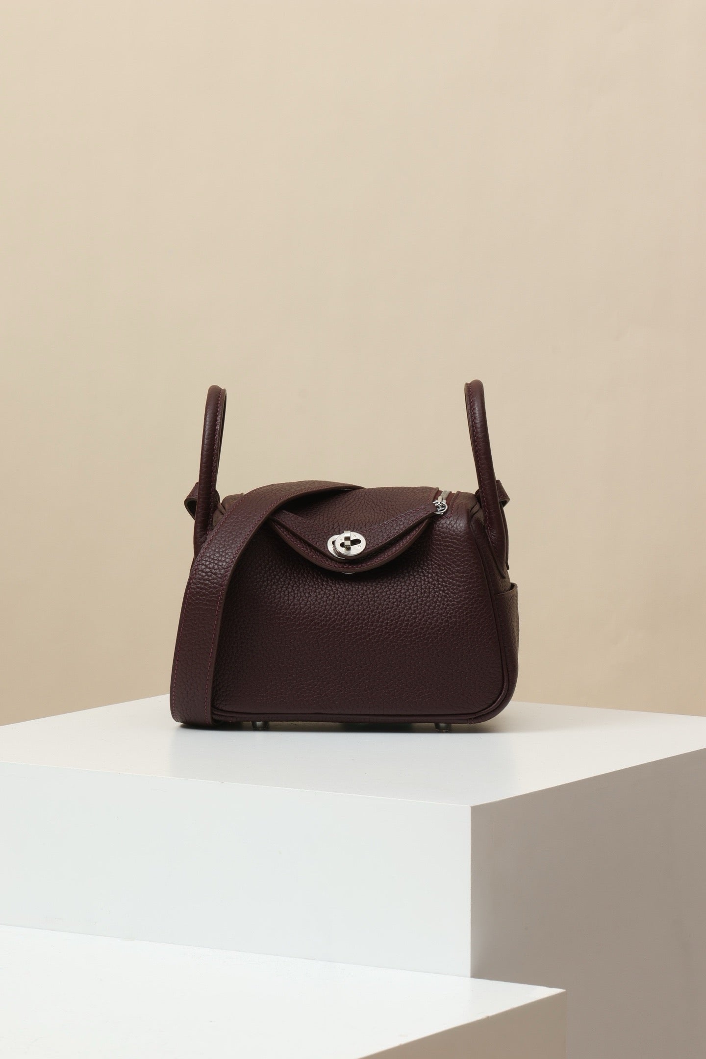 LD19 , Togo OG Saddle Red PHW #4560