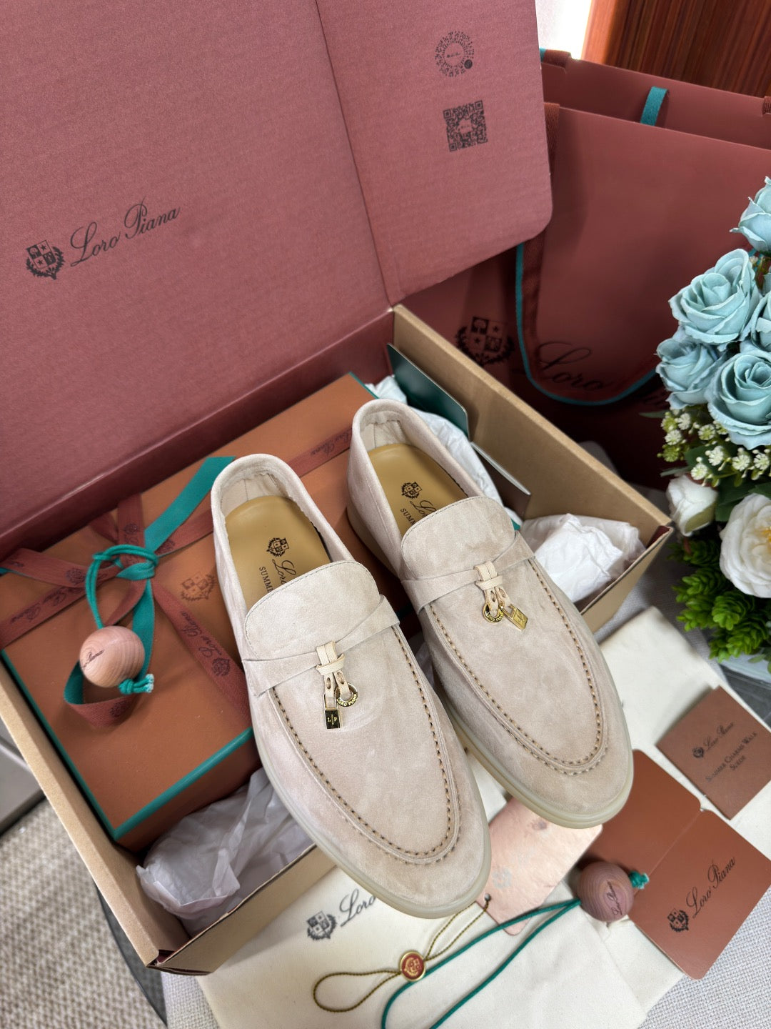 Summer Charms Walk Loafer #2031