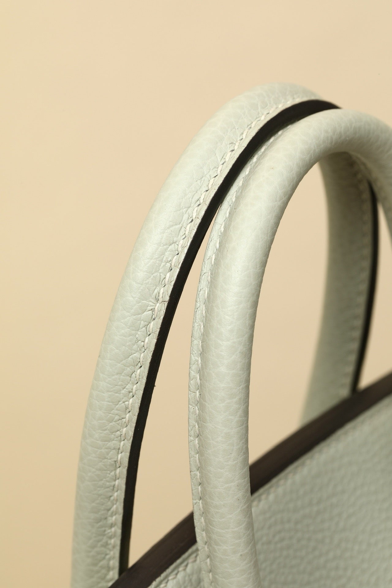 BK25 Crystal Gray # 3888