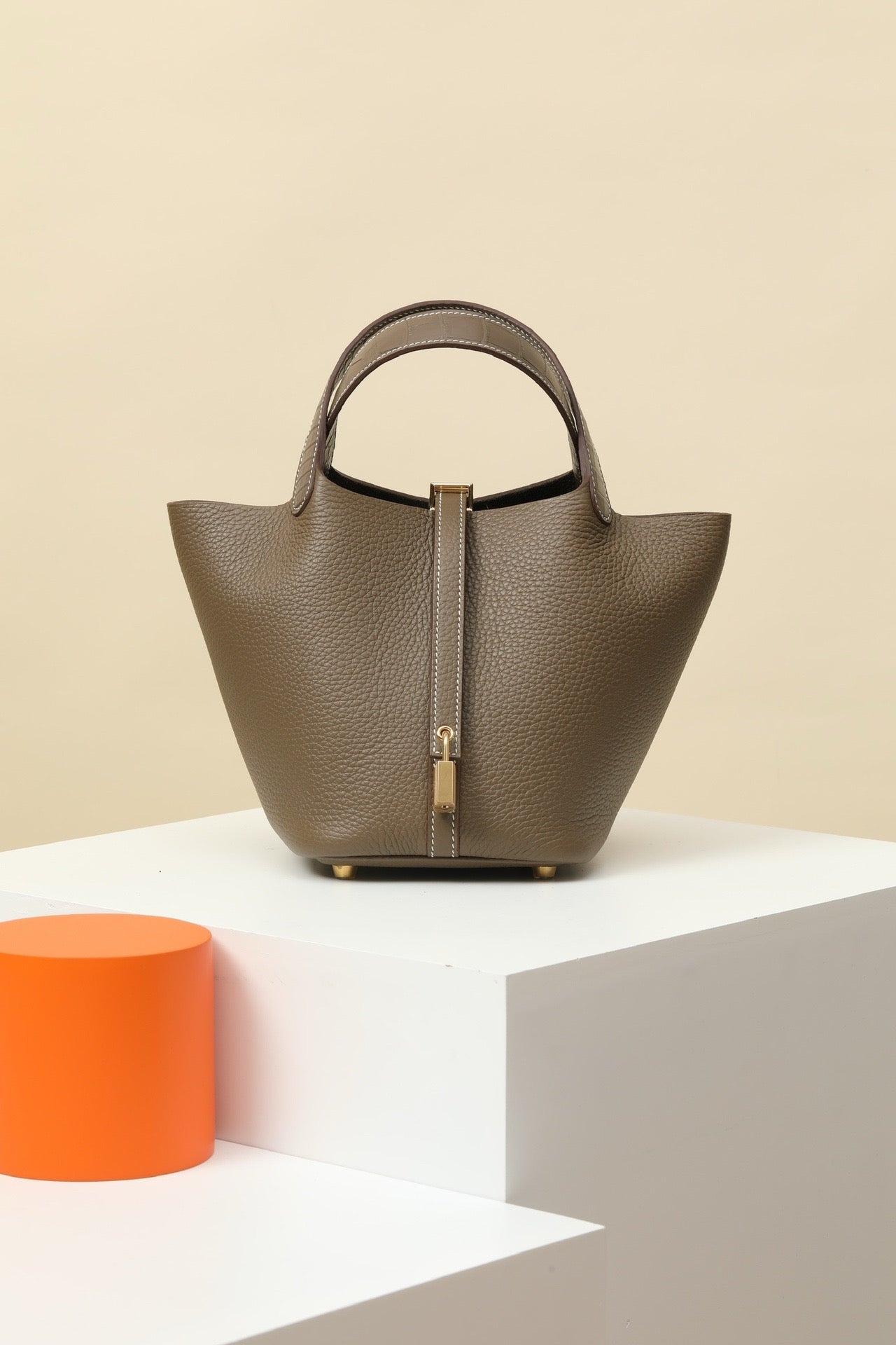 CL18 Elephant Gray #3743