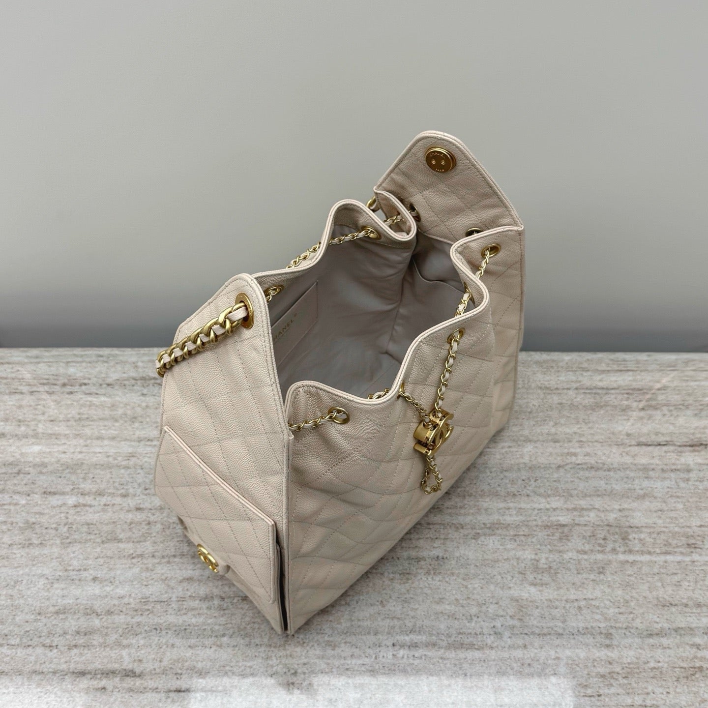 24s hobo Medium #4126