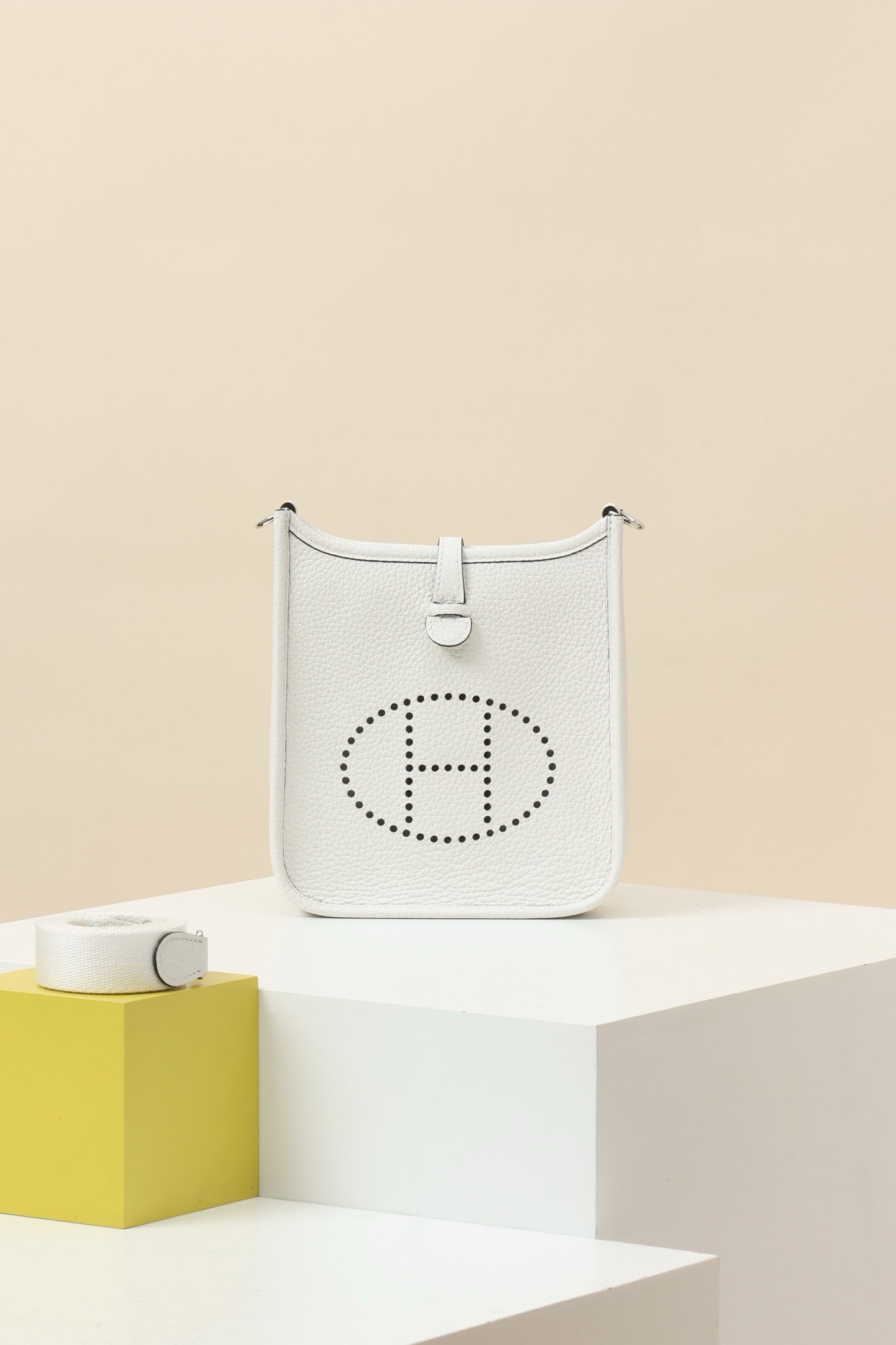 YF16 OU New White ,Clemence bull leather crossbody bag  , PHW #4409