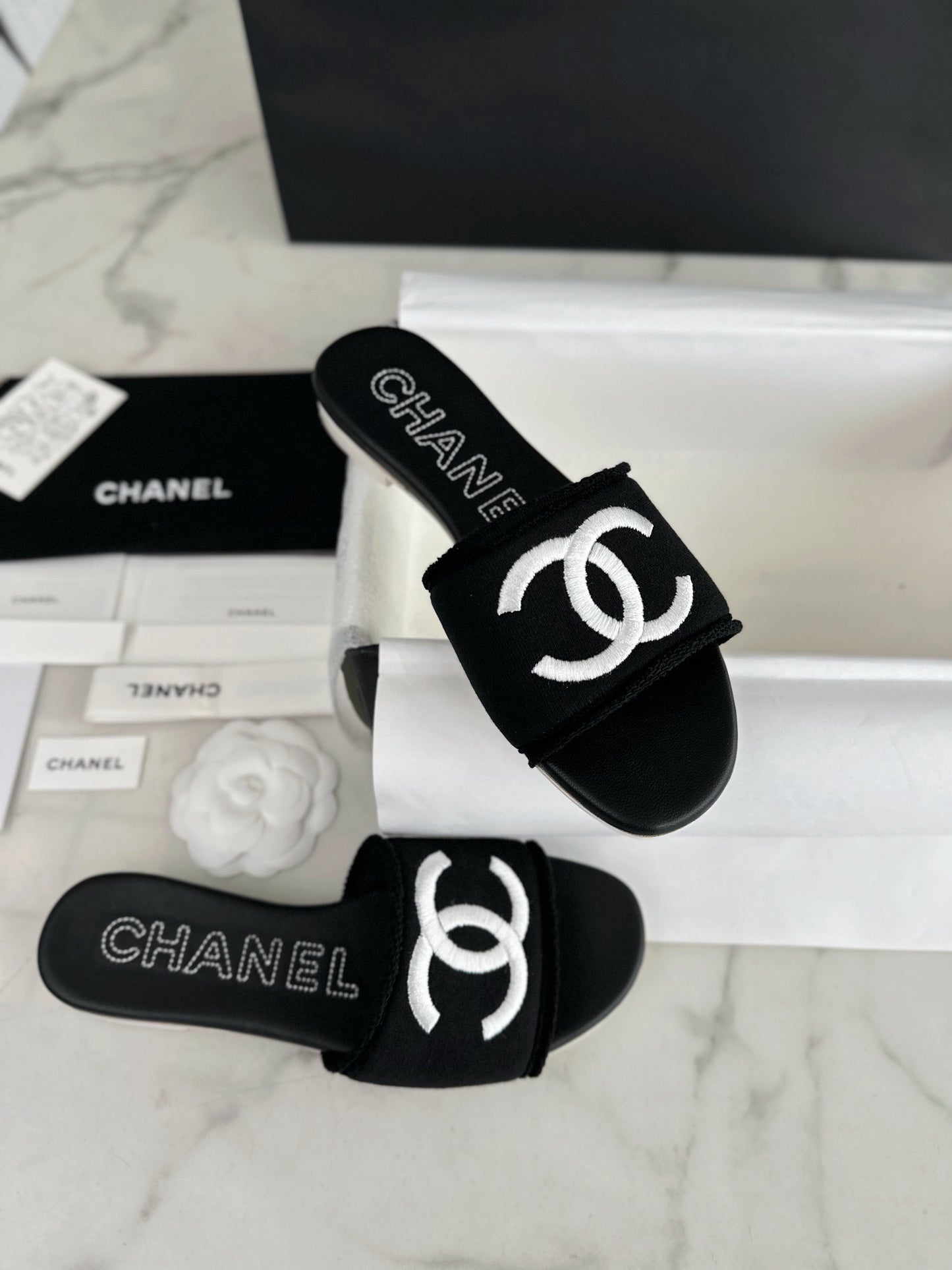 24s Sandal #258