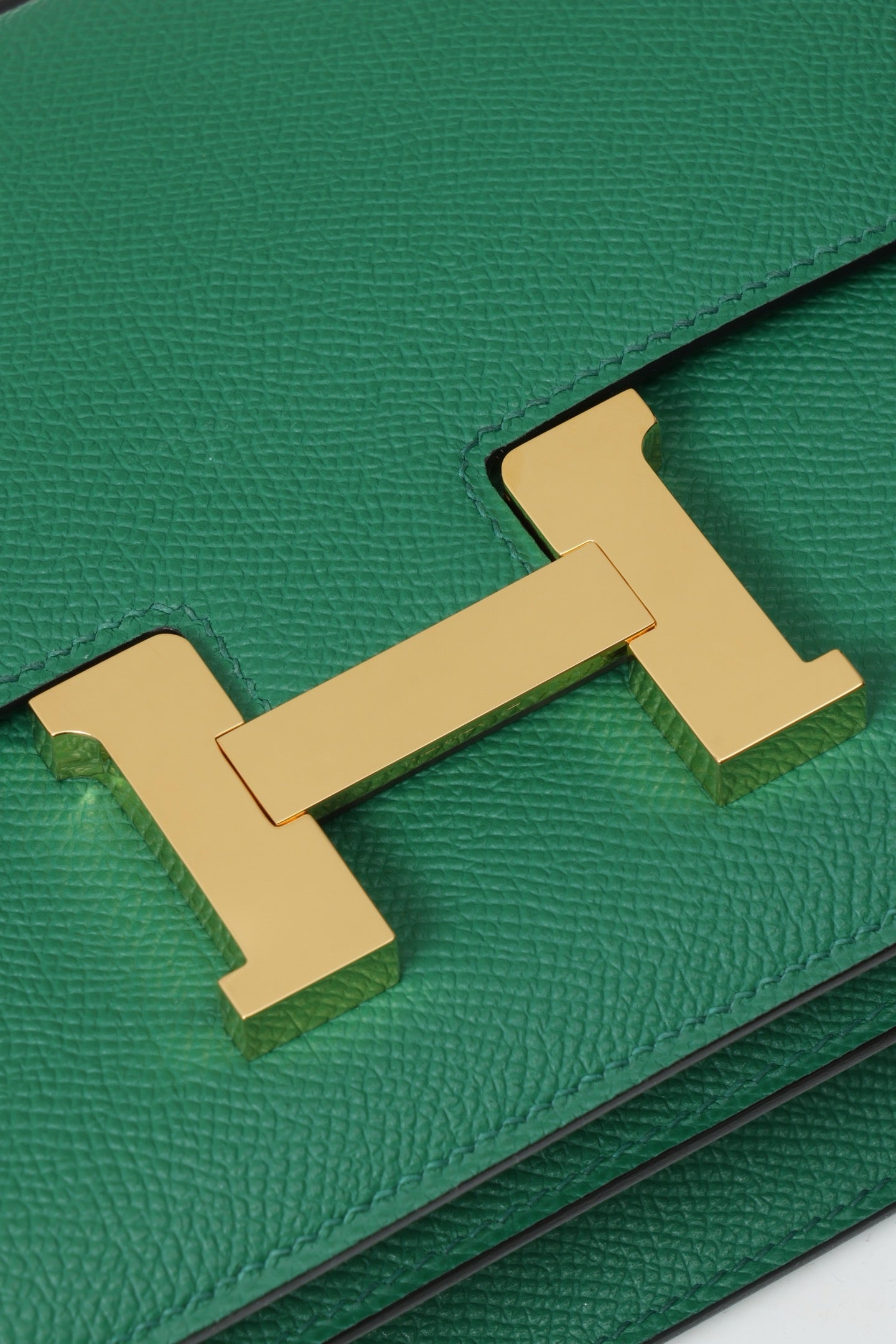 CJ19 19 cm , Velvet Green Epsom leather GHW #4323