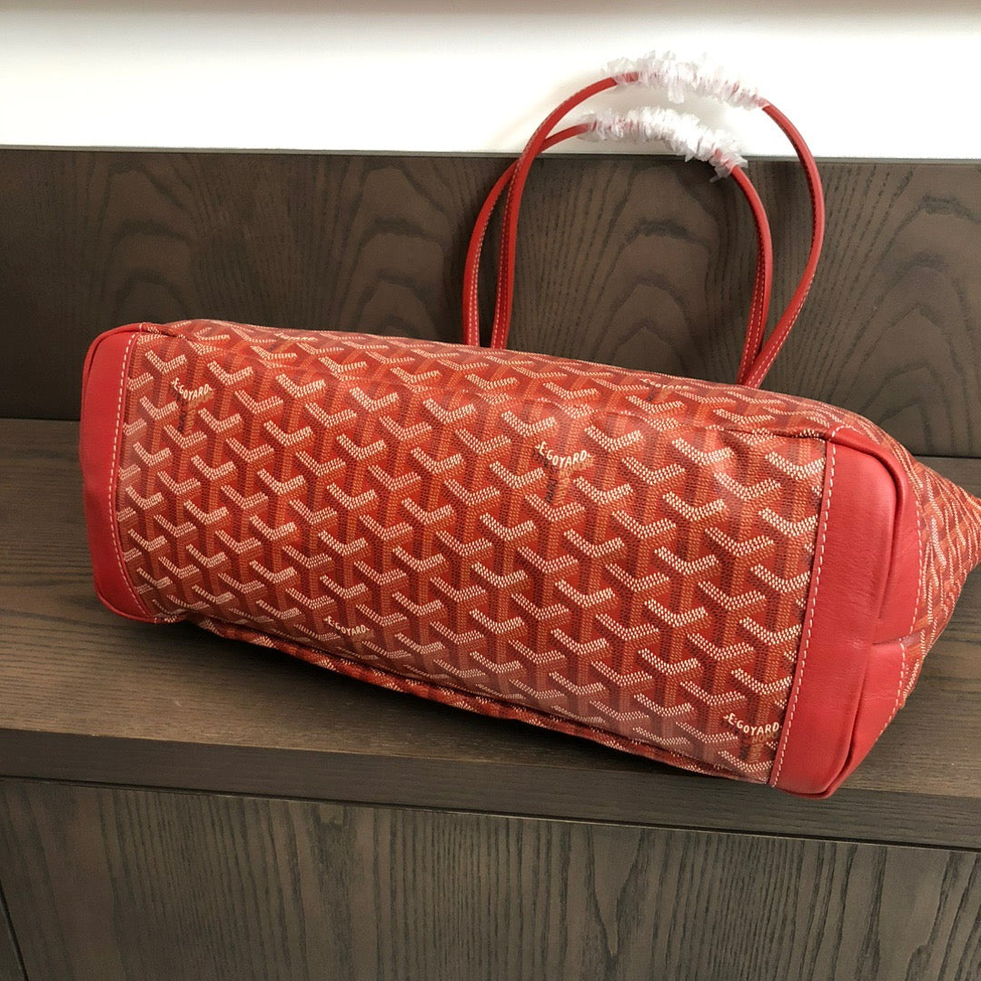Artois MM Bag #689