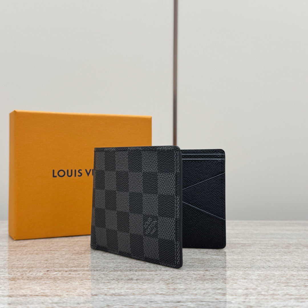 Cardholder #1402