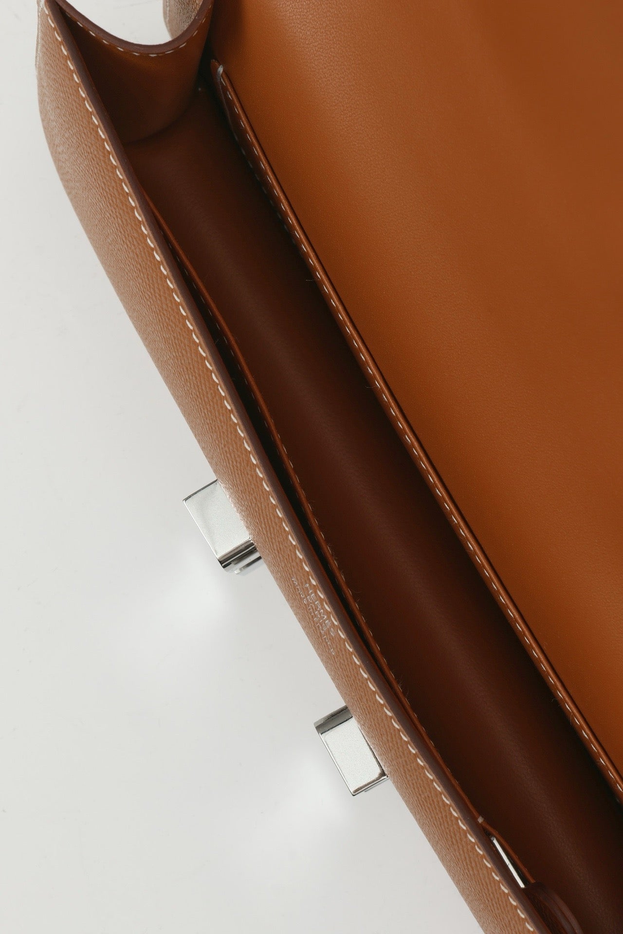 CJG24 , Epsom CK37 Gold Brown PHW #4367