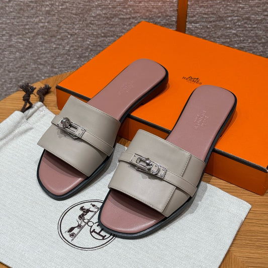 Sandal #3033