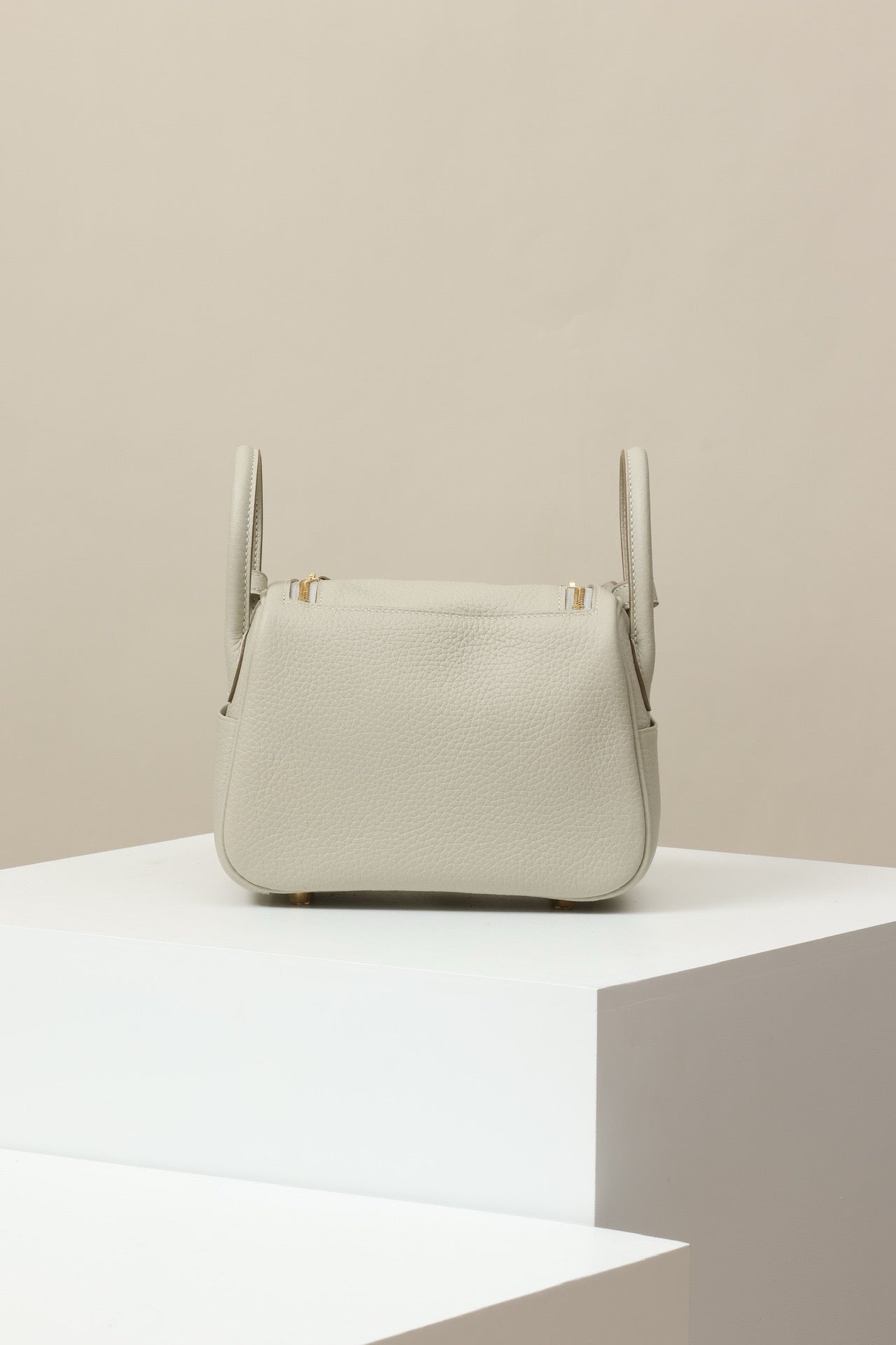 LD19 , Togo ,  8L Blanc Glacier GHW #4591