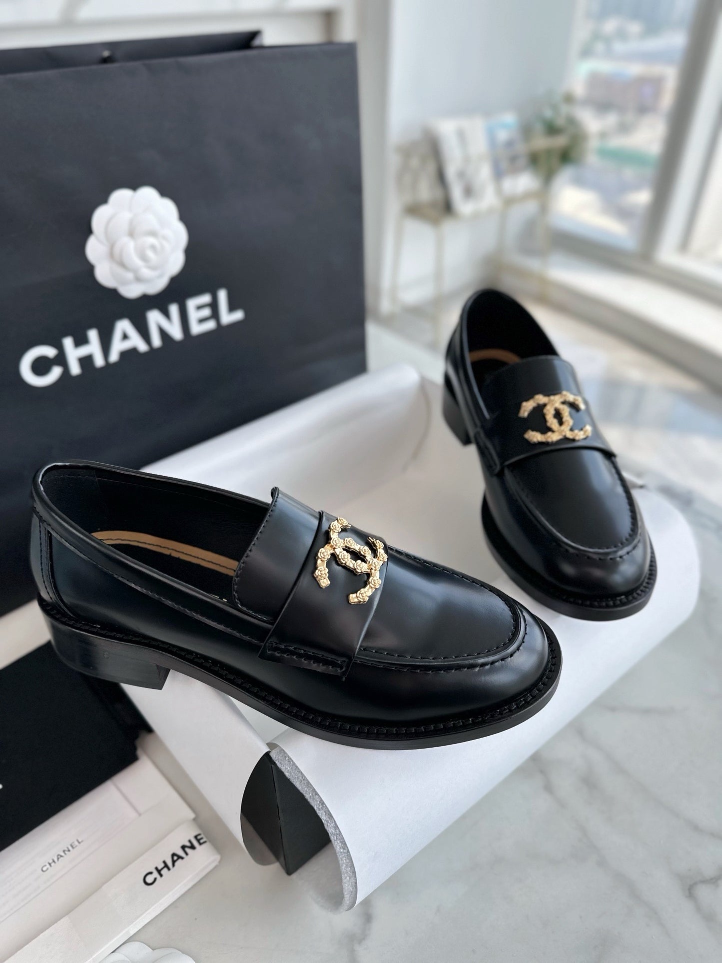 24s loafer #2471
