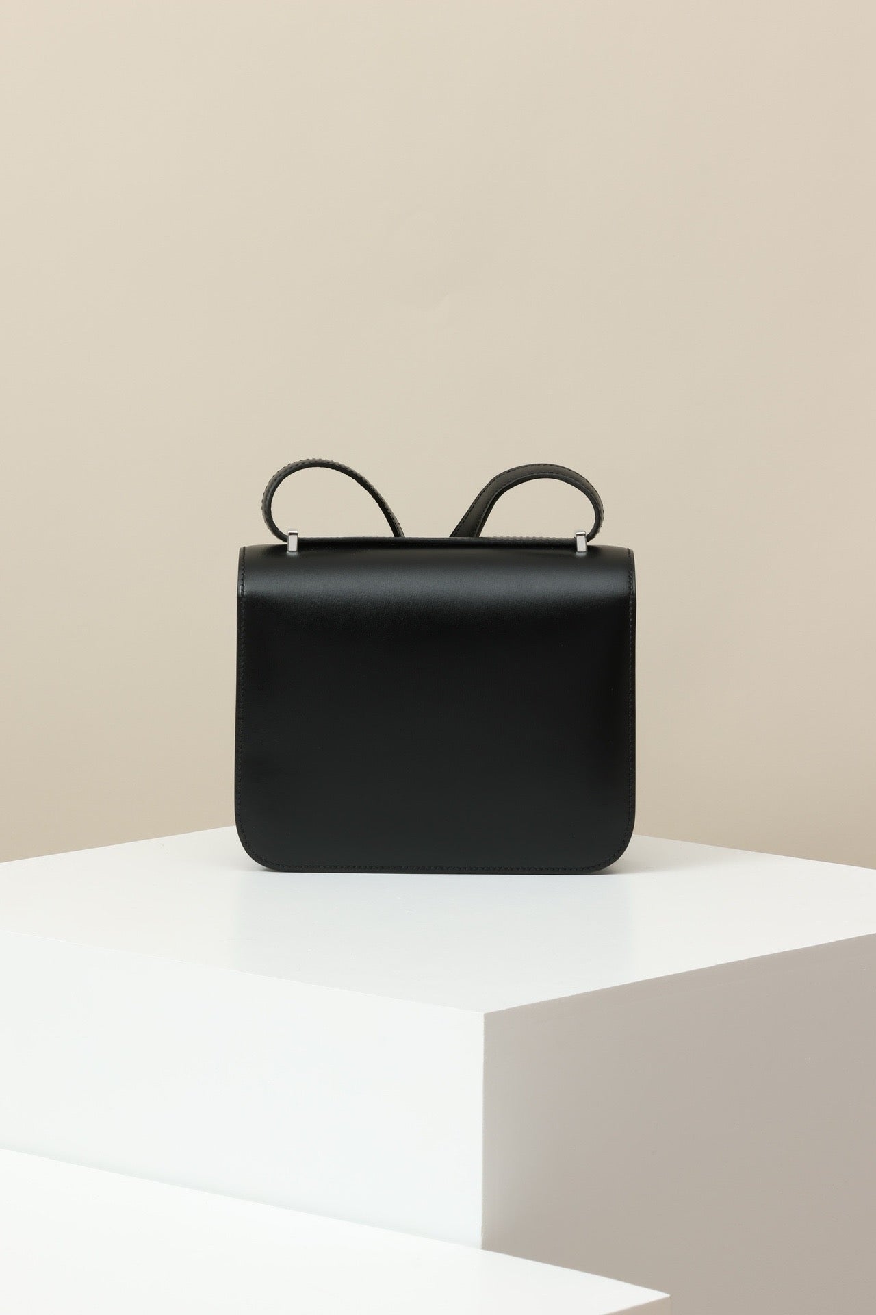 CJ19 19 cm , Box leather PHW #4287