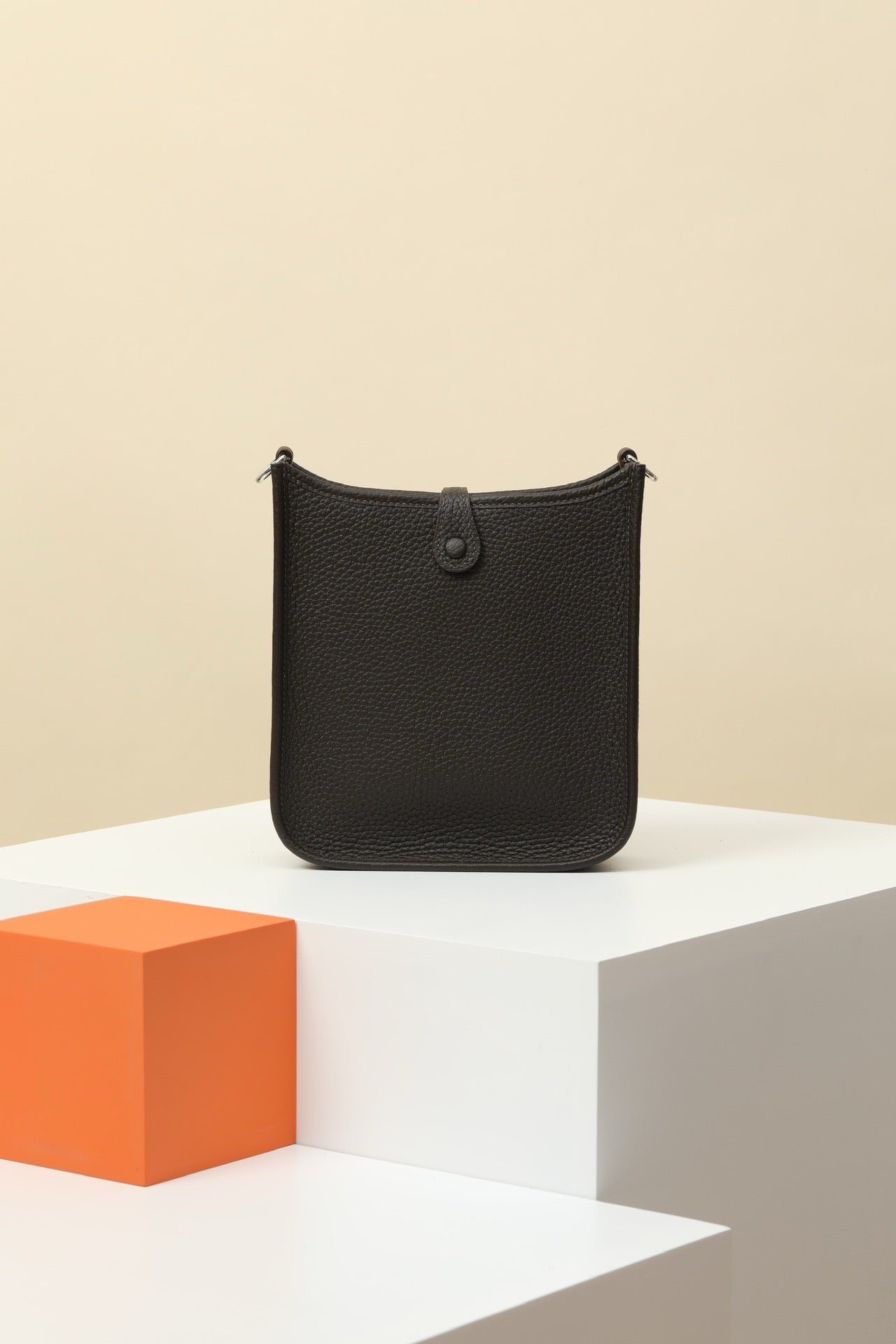 YF16 46 Ebony ,Clemence bull leather crossbody bag  , PHW #4425