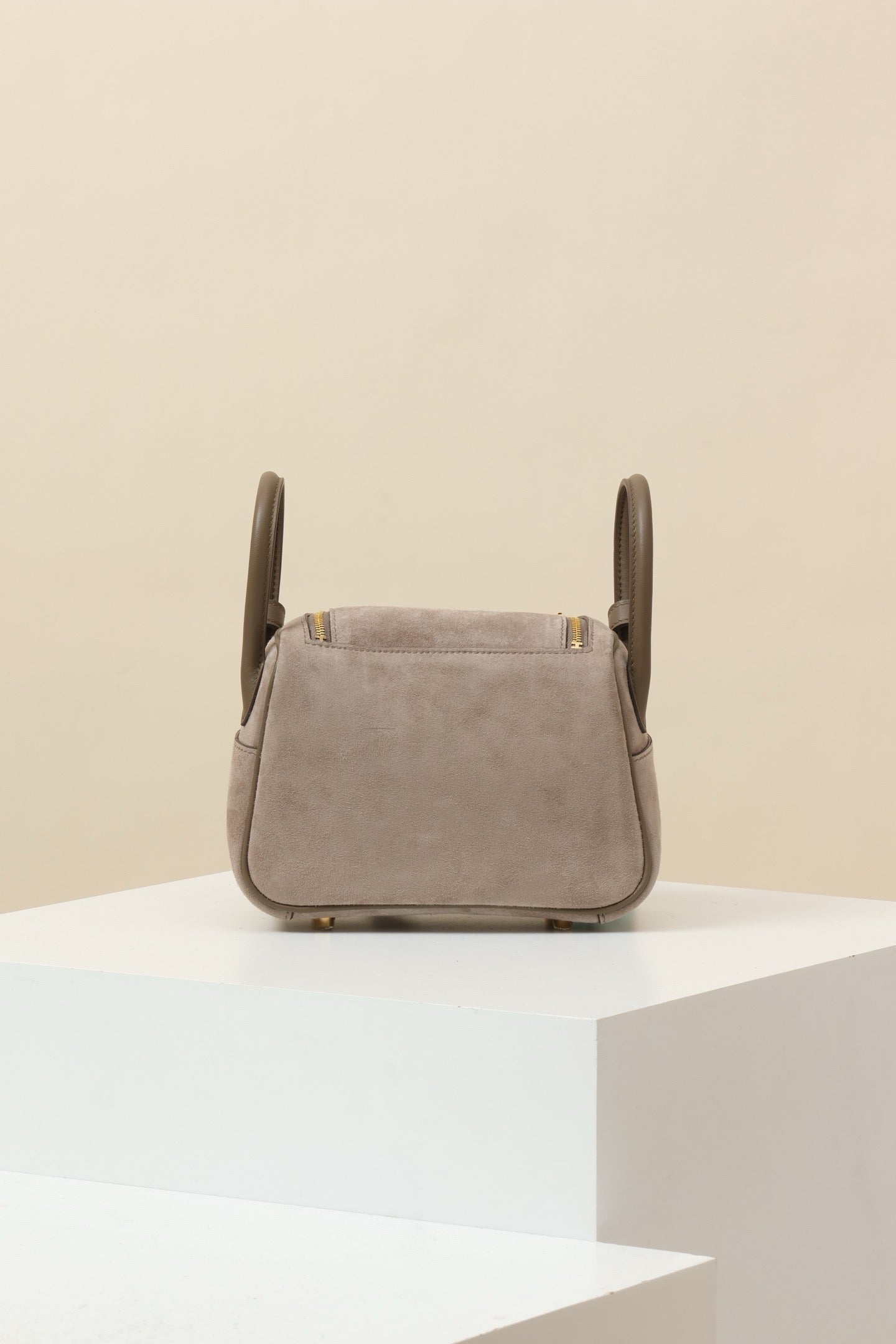 LD19 , Swift leather combined with suede CK18 Etoupe (Elephant Grey) GHW#4629