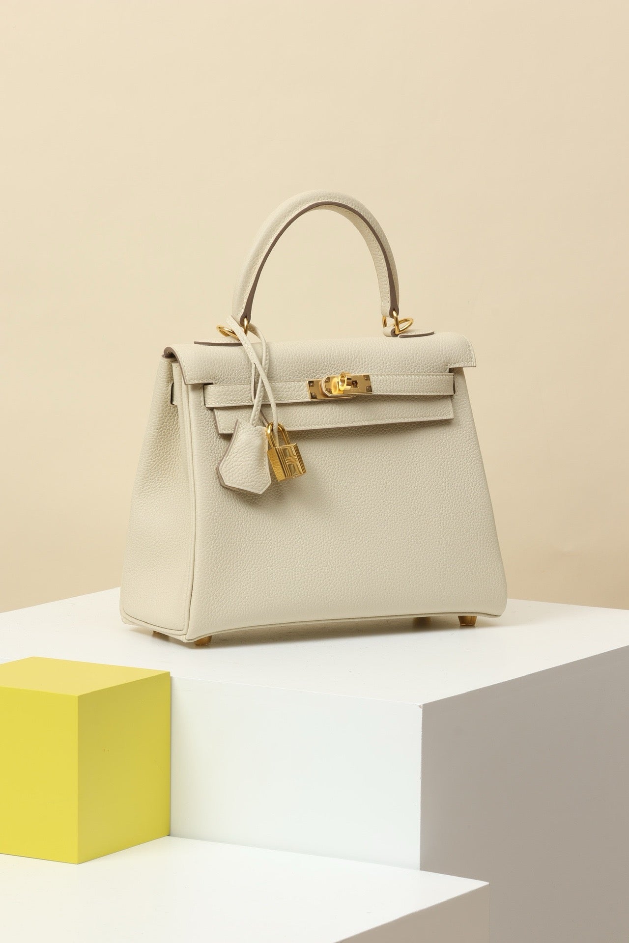 KL25 Milkshake White #3699