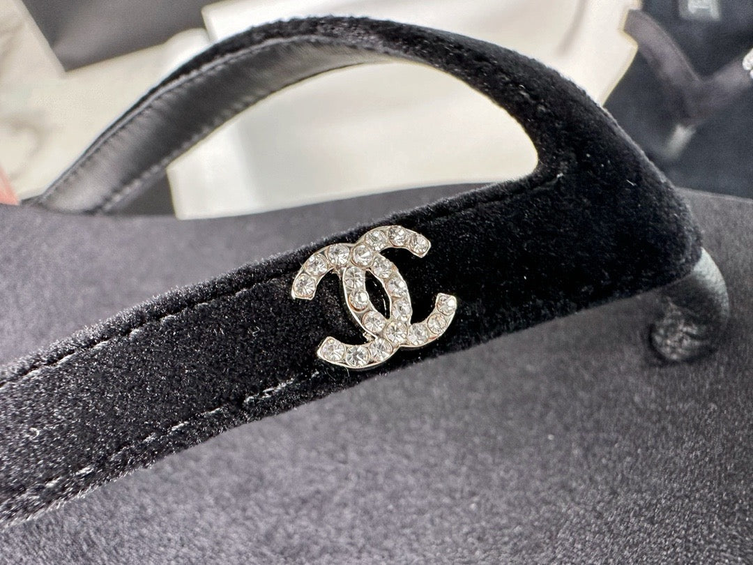 Sandal #2835