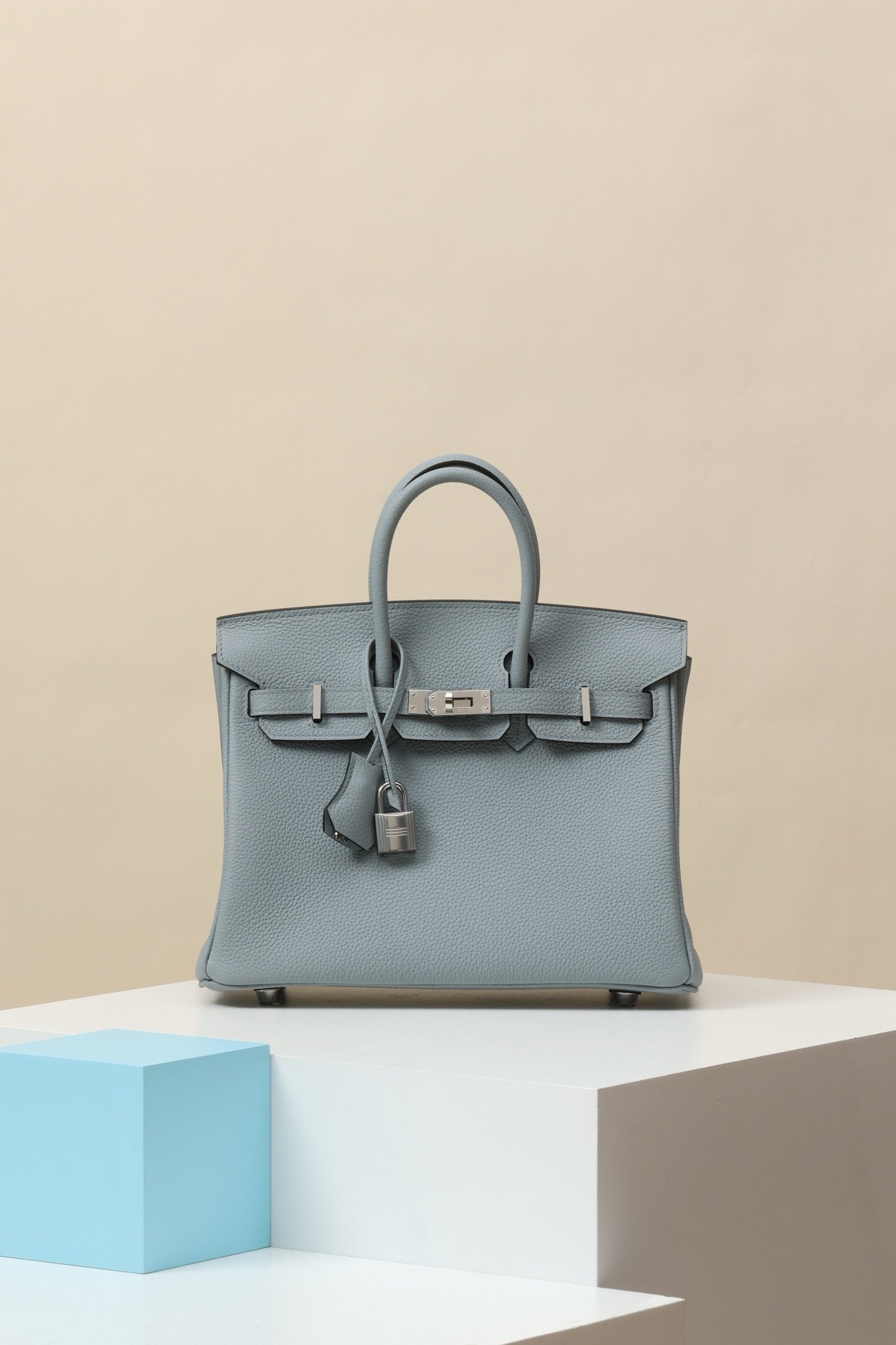 BK25 Puppet Gray #3849