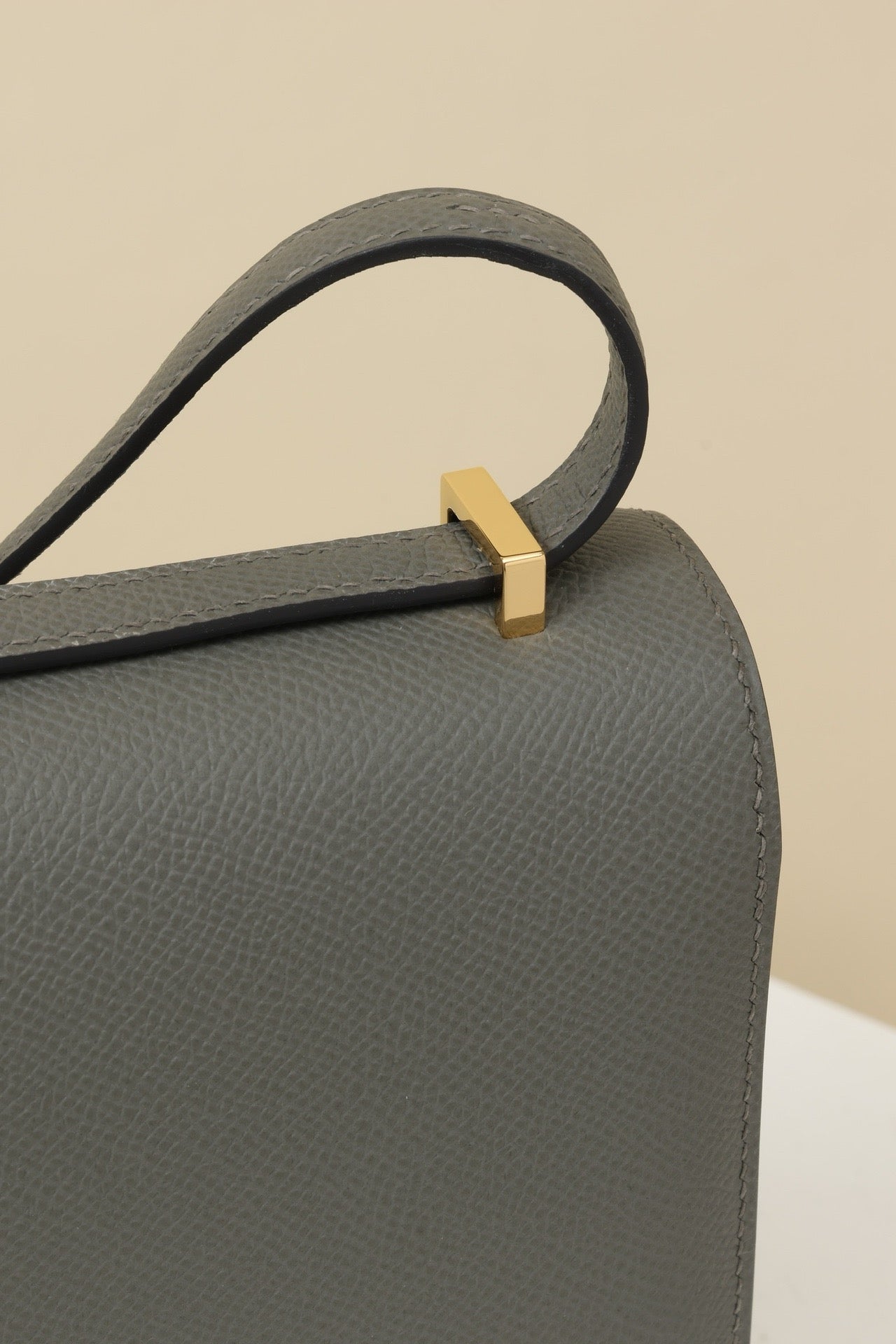 CJ19 19 cm , Cumulus Grey Epsom leather GHW #4334