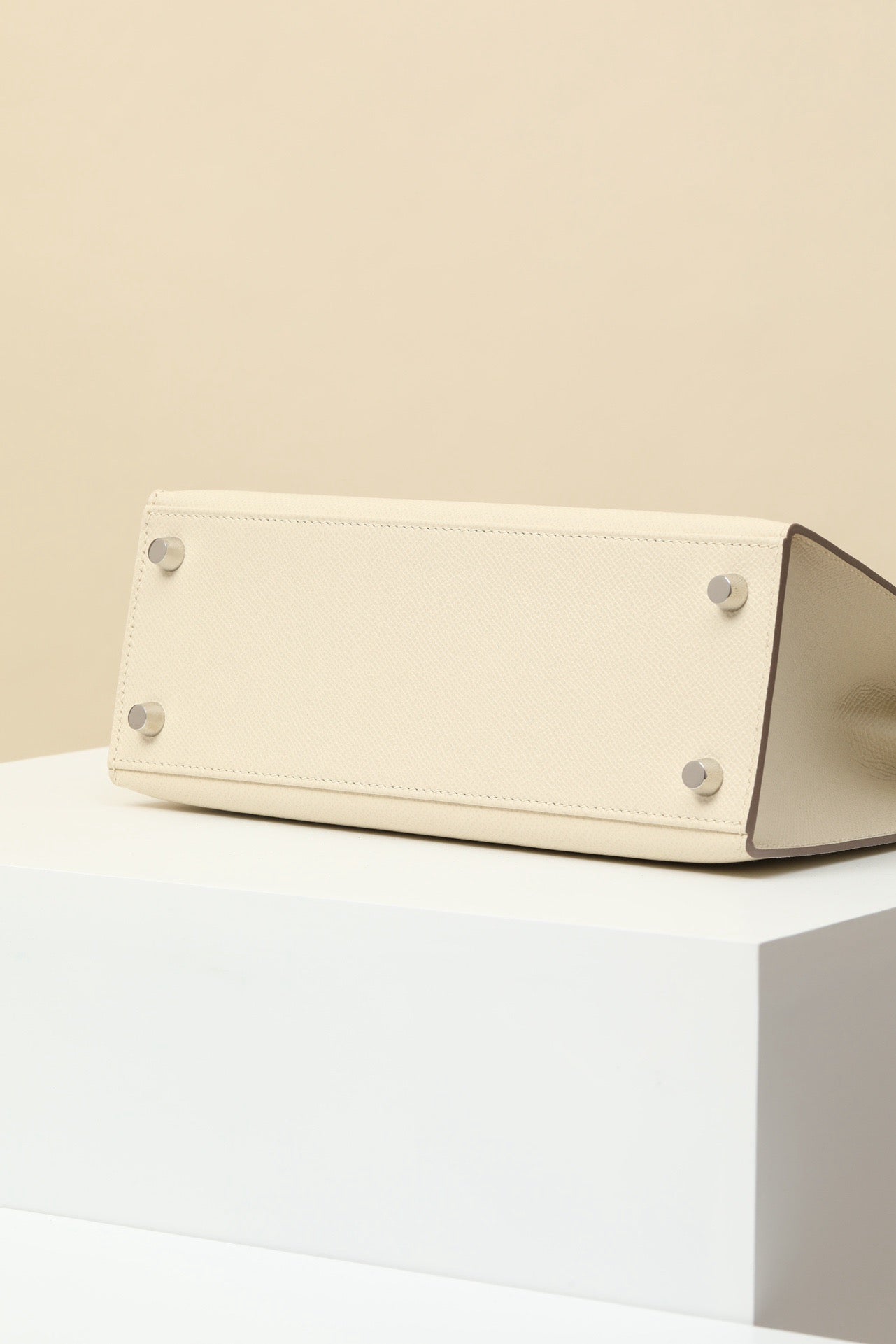 KL25 Milkshake White #3679