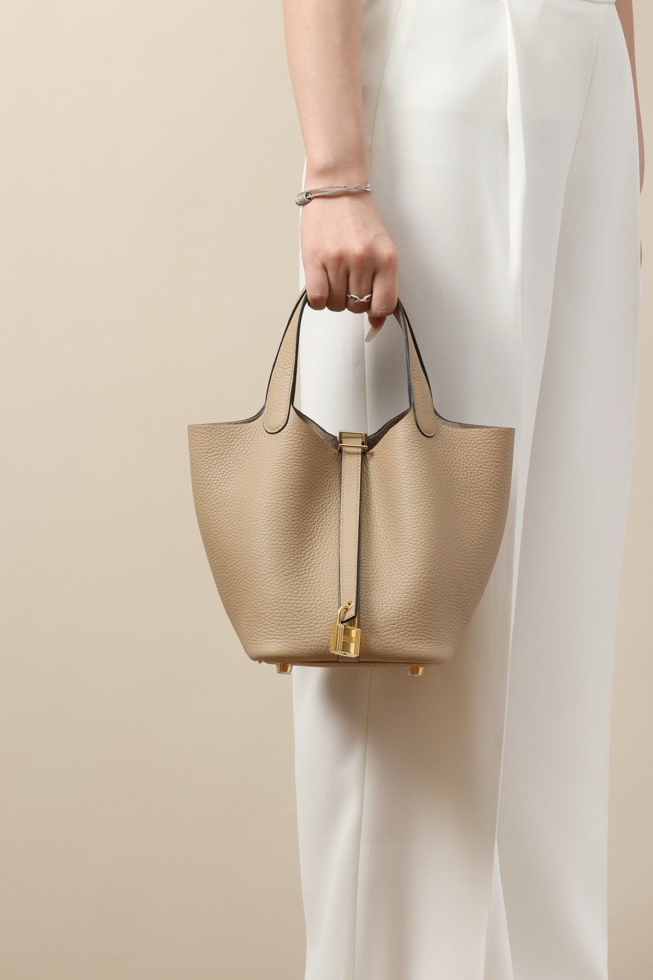 CL18 S2 Trench Gray GHW #4081